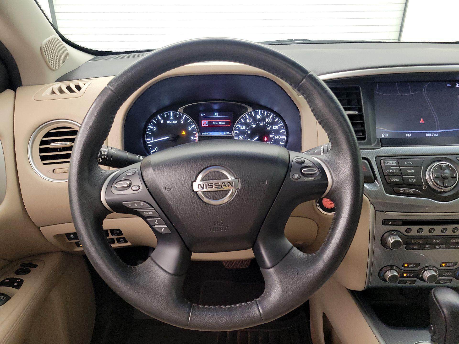 Thumbnail: 2017 Nissan Pathfinder - 10