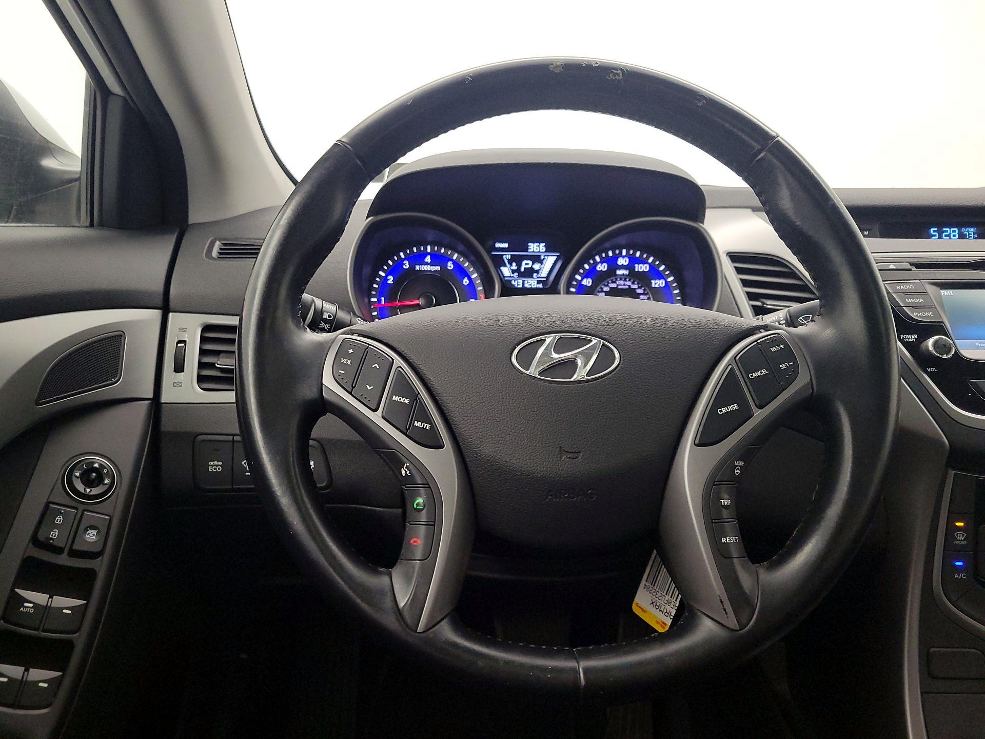 Thumbnail: 2015 Hyundai Elantra - 10