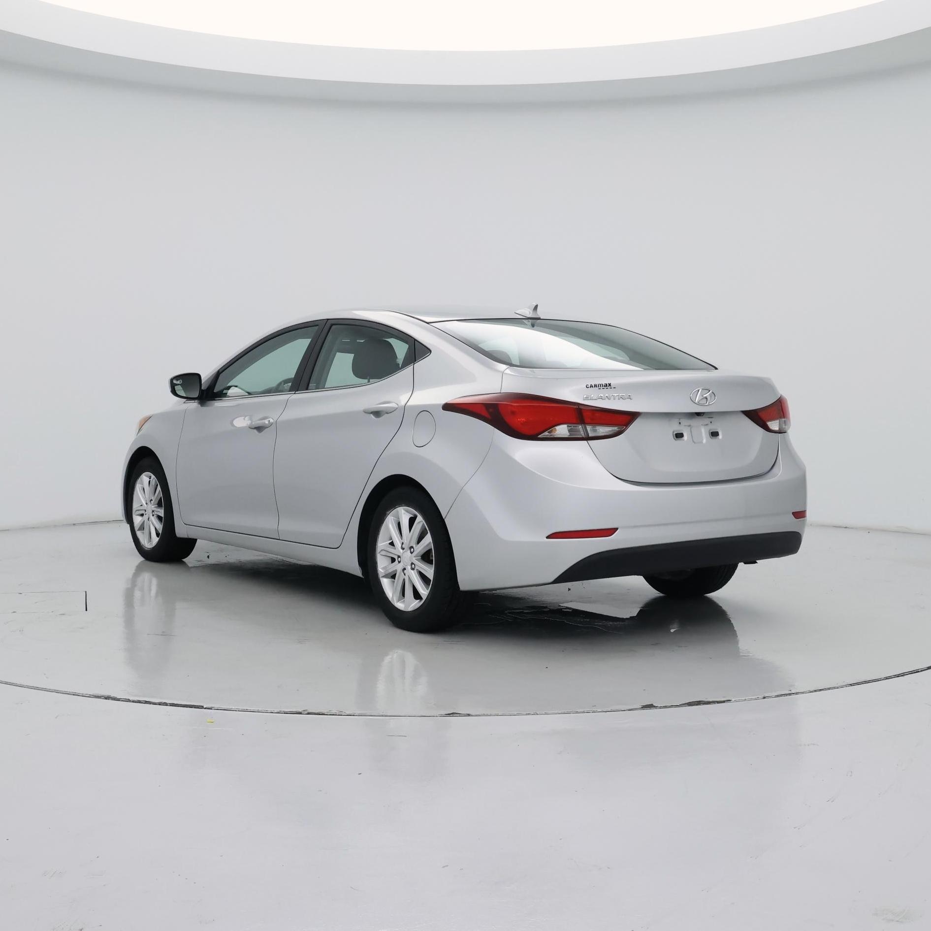Thumbnail: 2015 Hyundai Elantra - 2