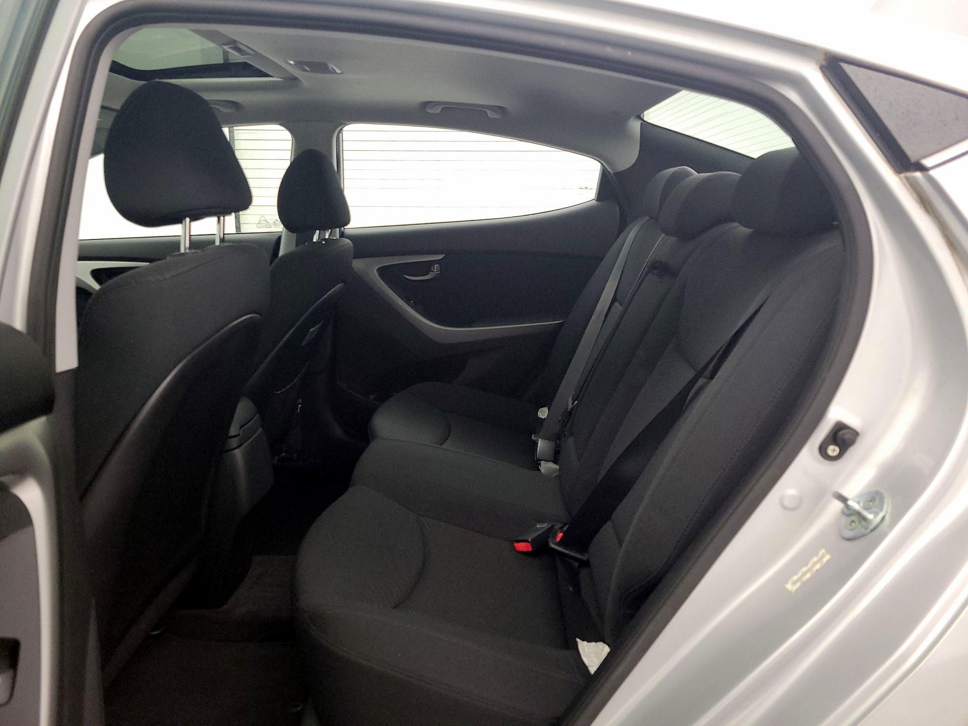 Thumbnail: 2015 Hyundai Elantra - 20