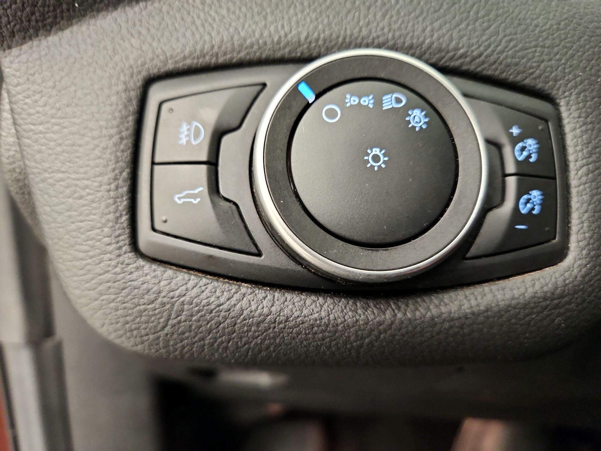 Thumbnail: 2018 Ford Escape - 13