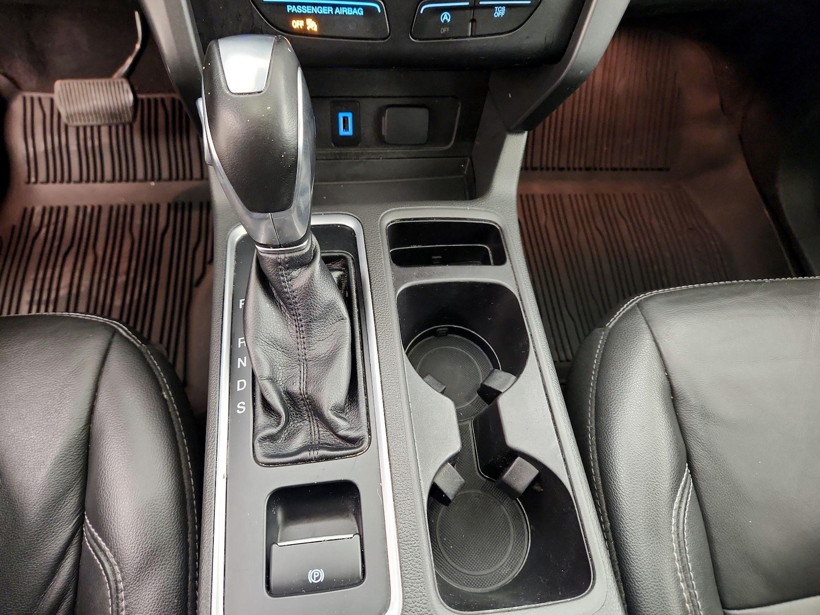 2018 Ford Escape SEL - Photo 19