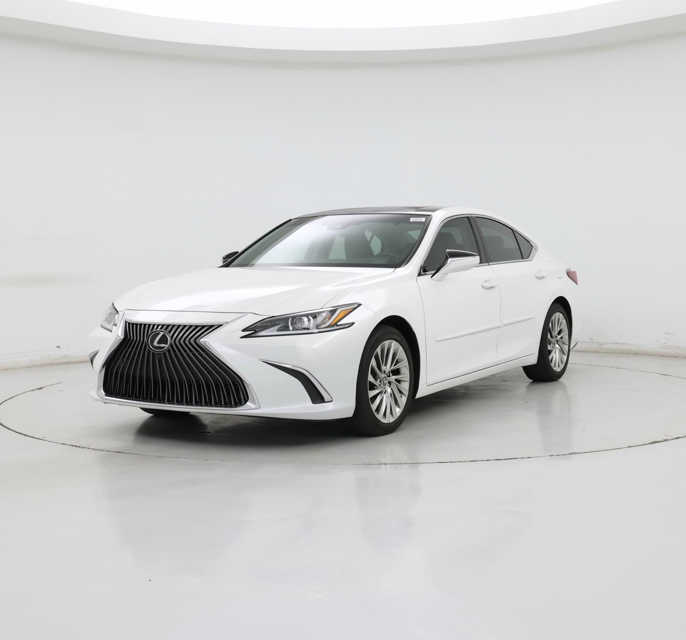 Thumbnail: 2019 Lexus ES - 4