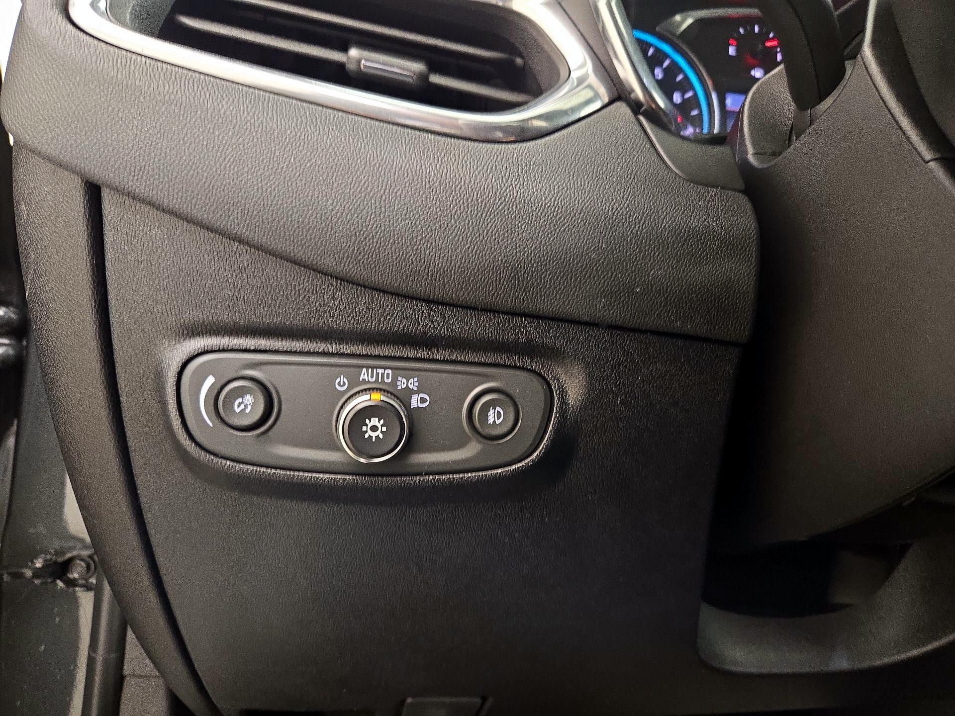 Thumbnail: 2019 Chevrolet Equinox - 13