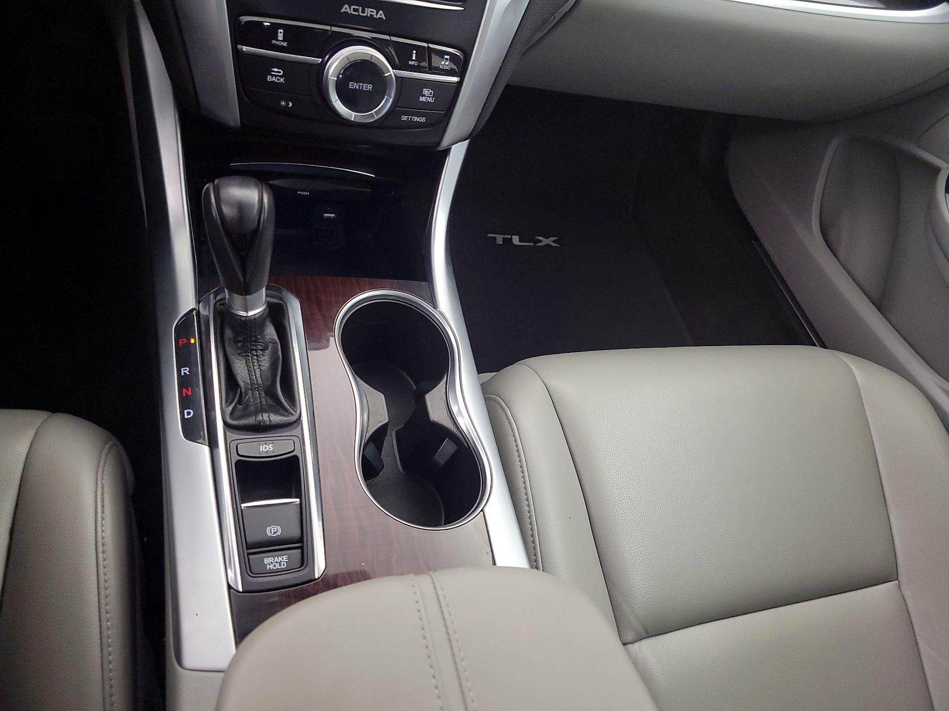 Thumbnail: 2016 Acura TLX - 17
