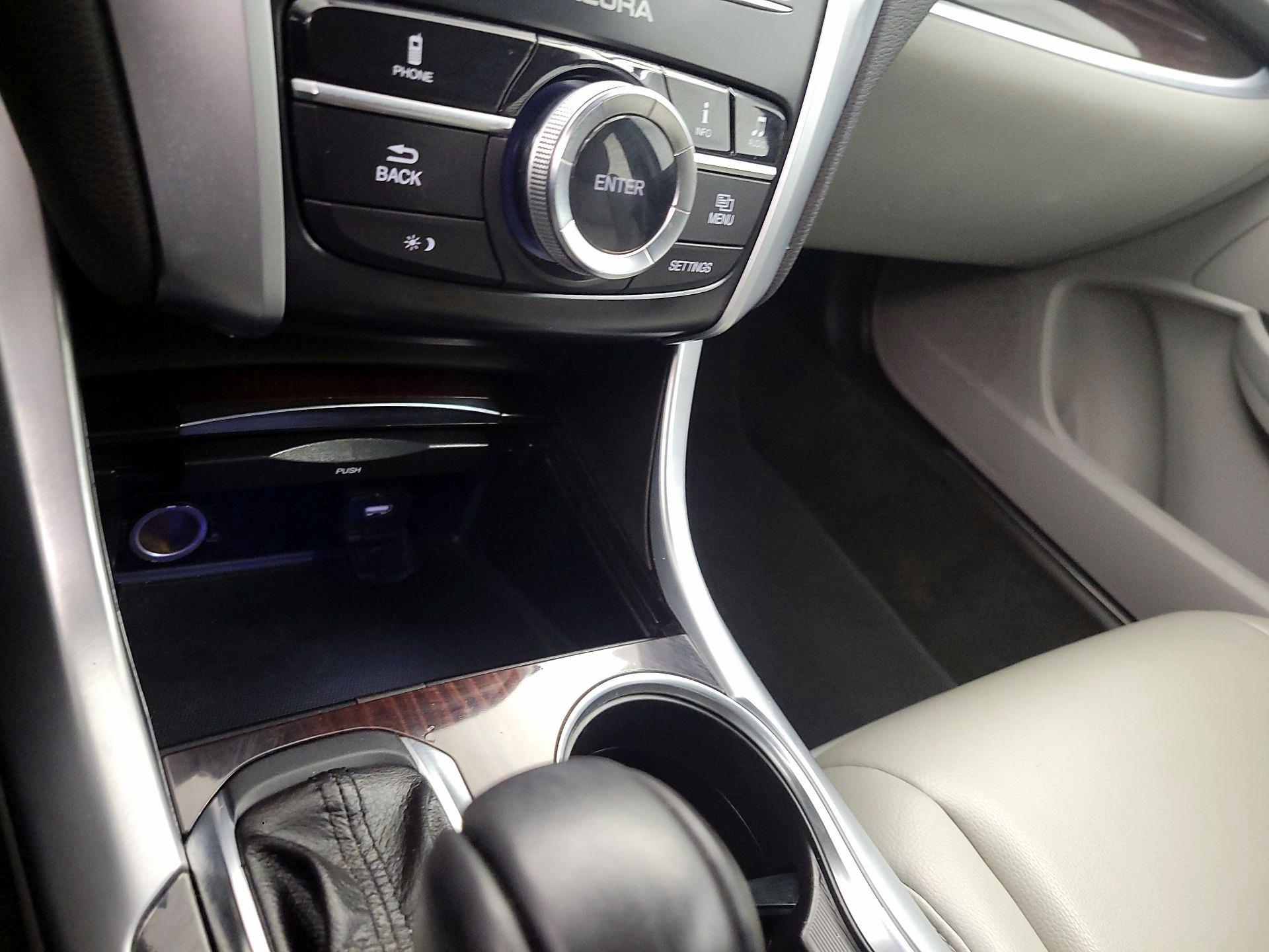 Thumbnail: 2016 Acura TLX - 18