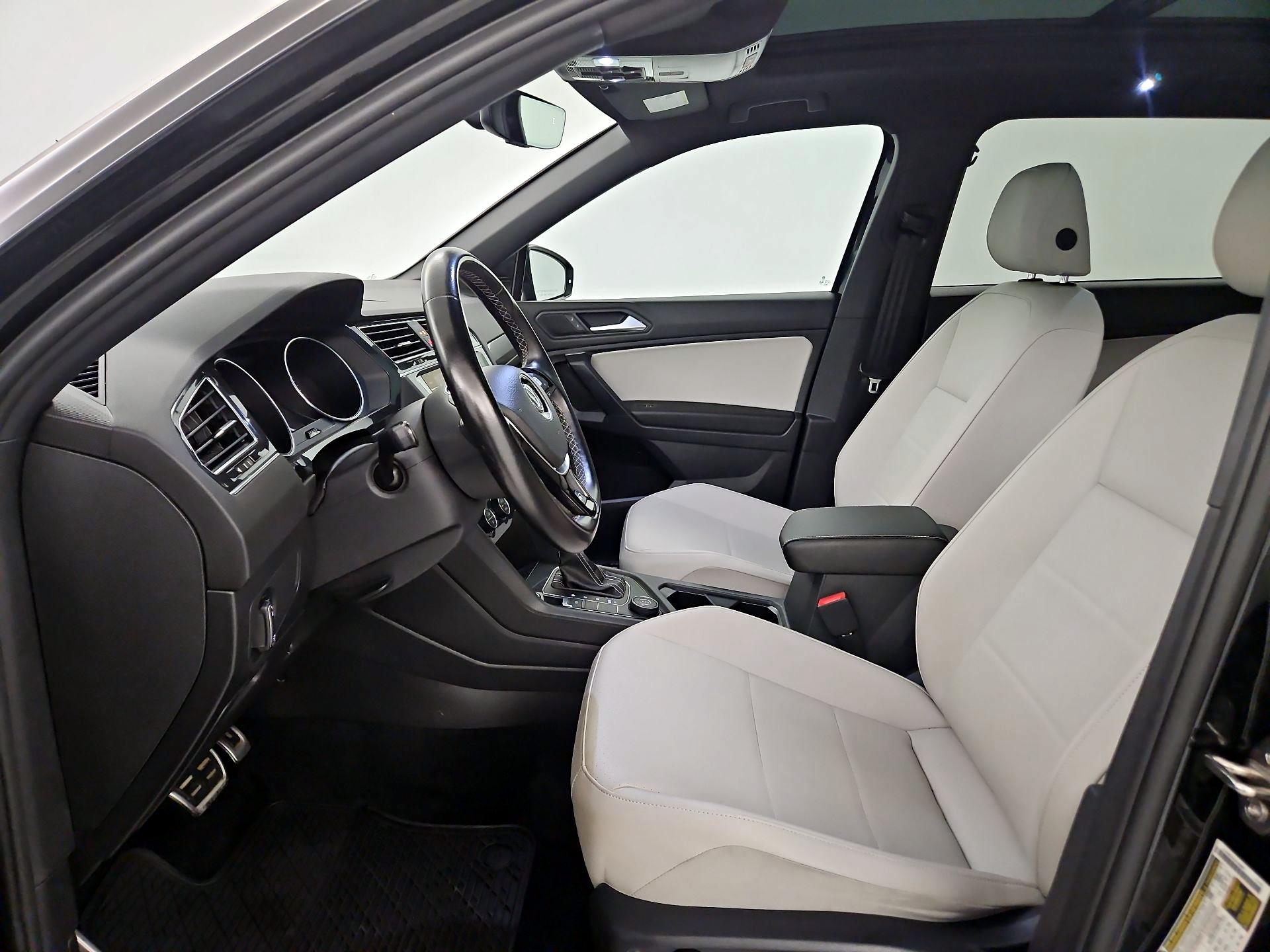 Thumbnail: 2021 Volkswagen Tiguan - 9