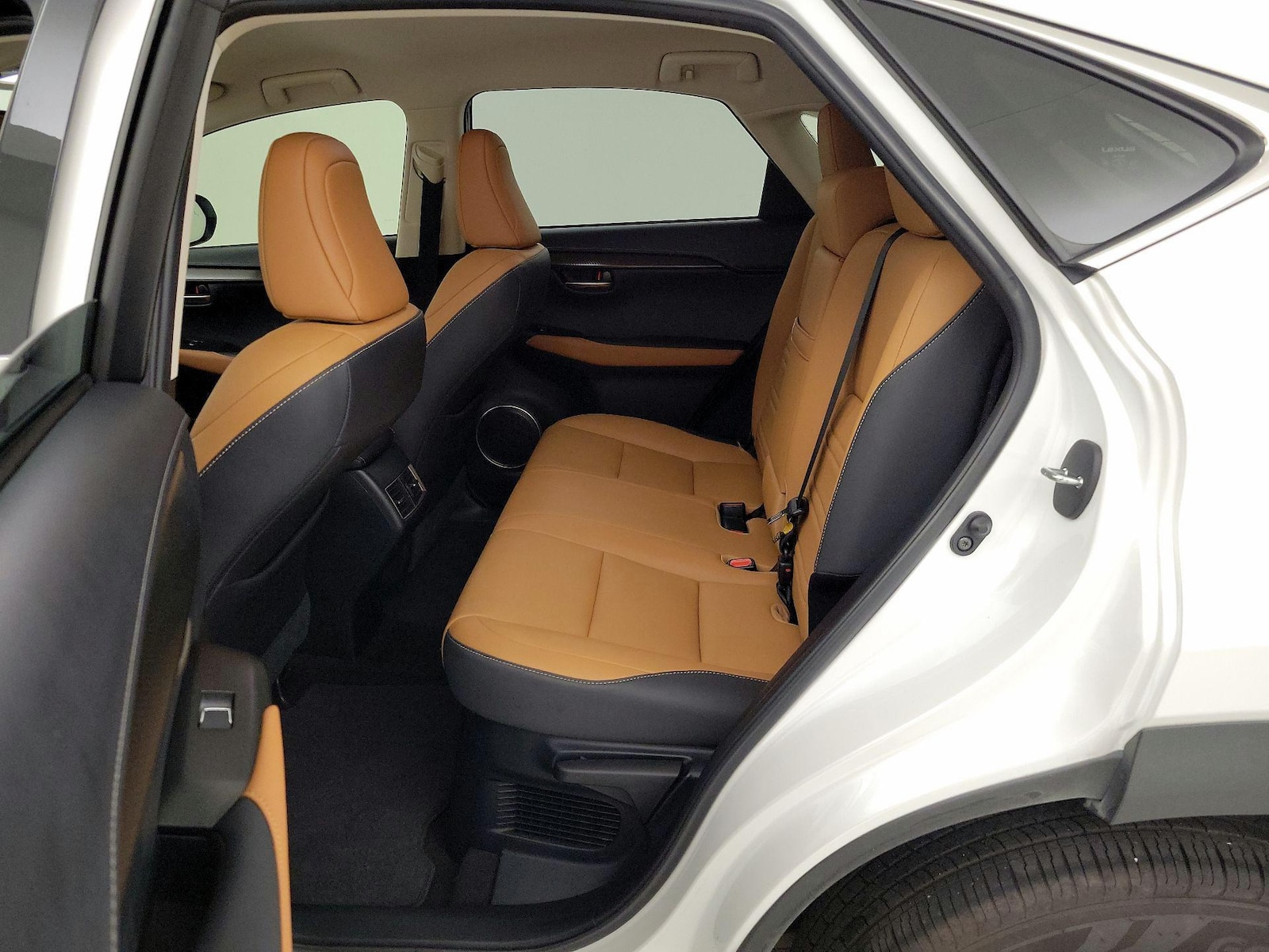 2021 Lexus NX 300 - Photo 20