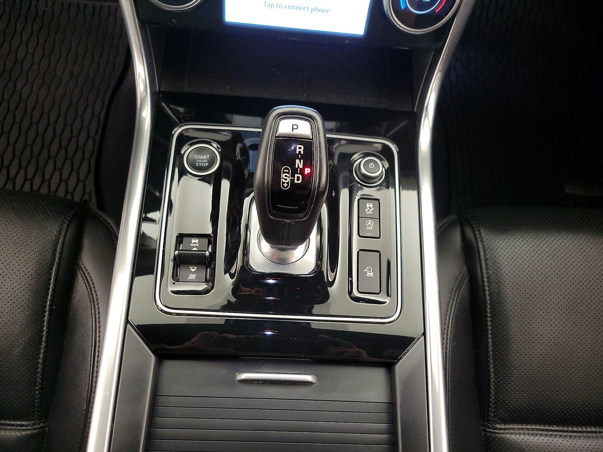 Thumbnail: 2020 Jaguar XE - 17