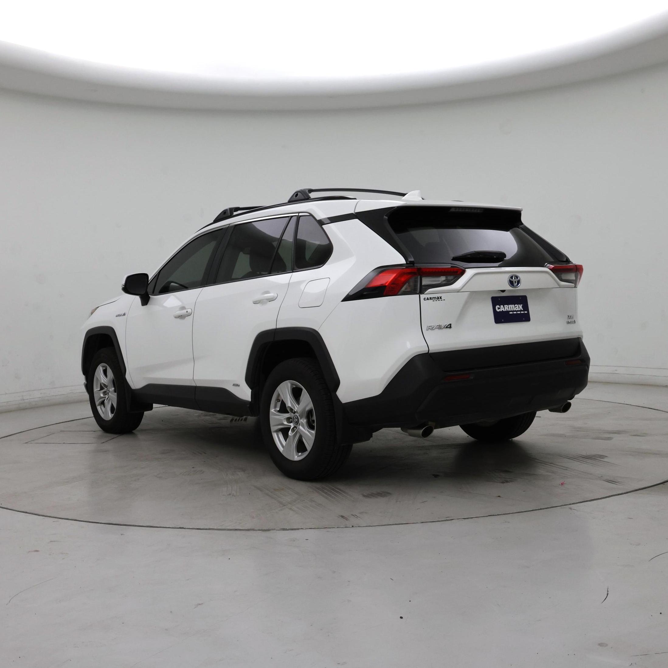 Thumbnail: 2019 Toyota RAV4 - 2