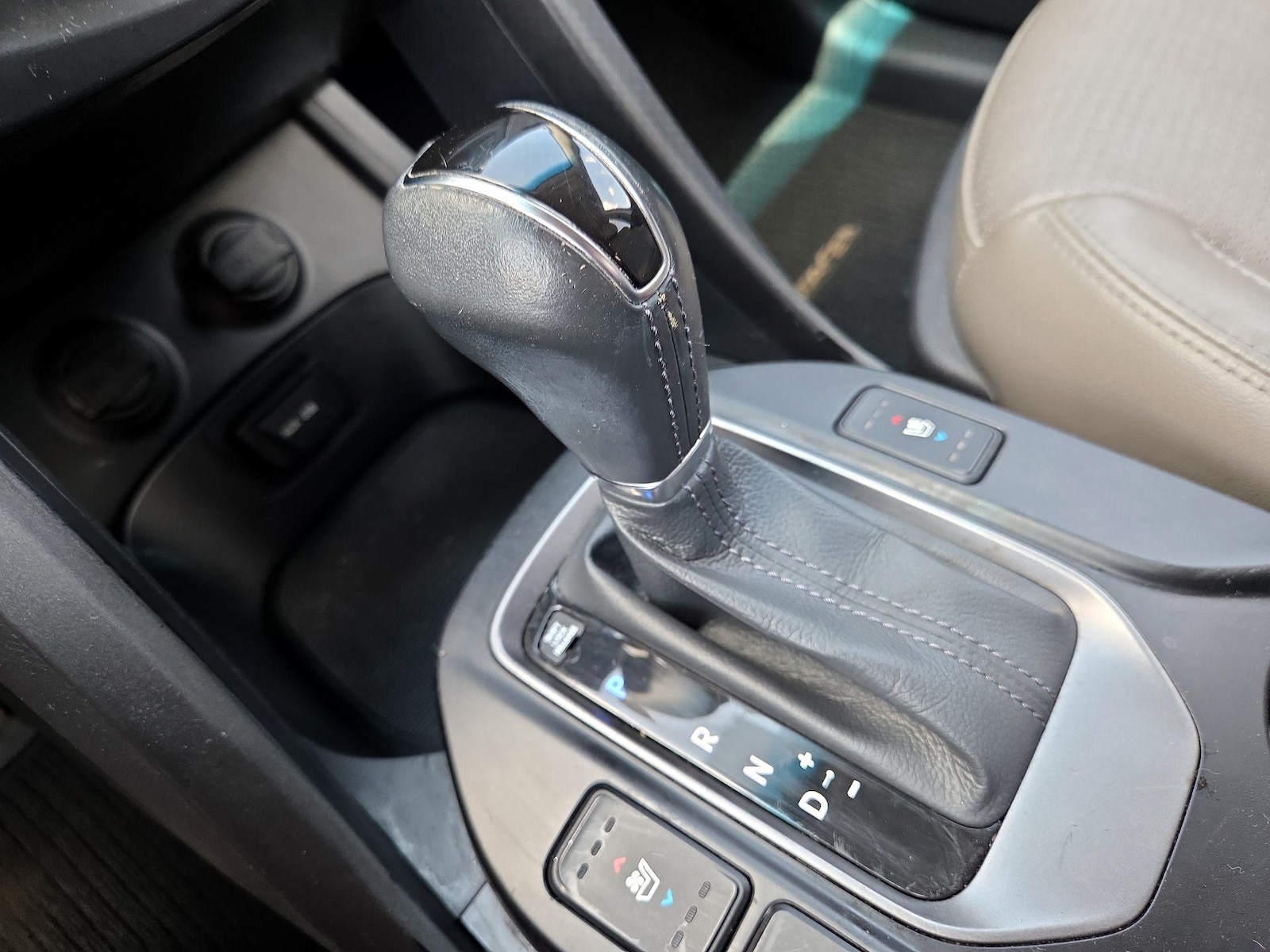 2014 Hyundai Santa Fe Sport - Photo 18