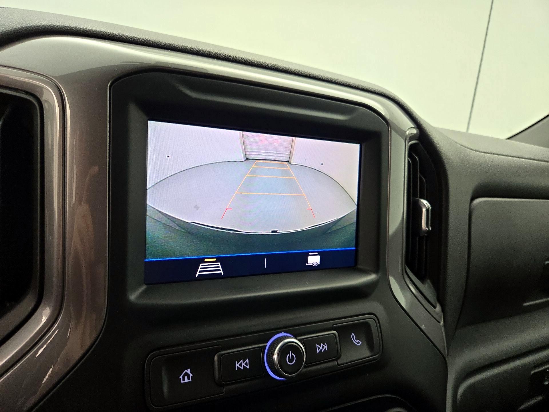 Thumbnail: 2021 Chevrolet Silverado 1500 - 14
