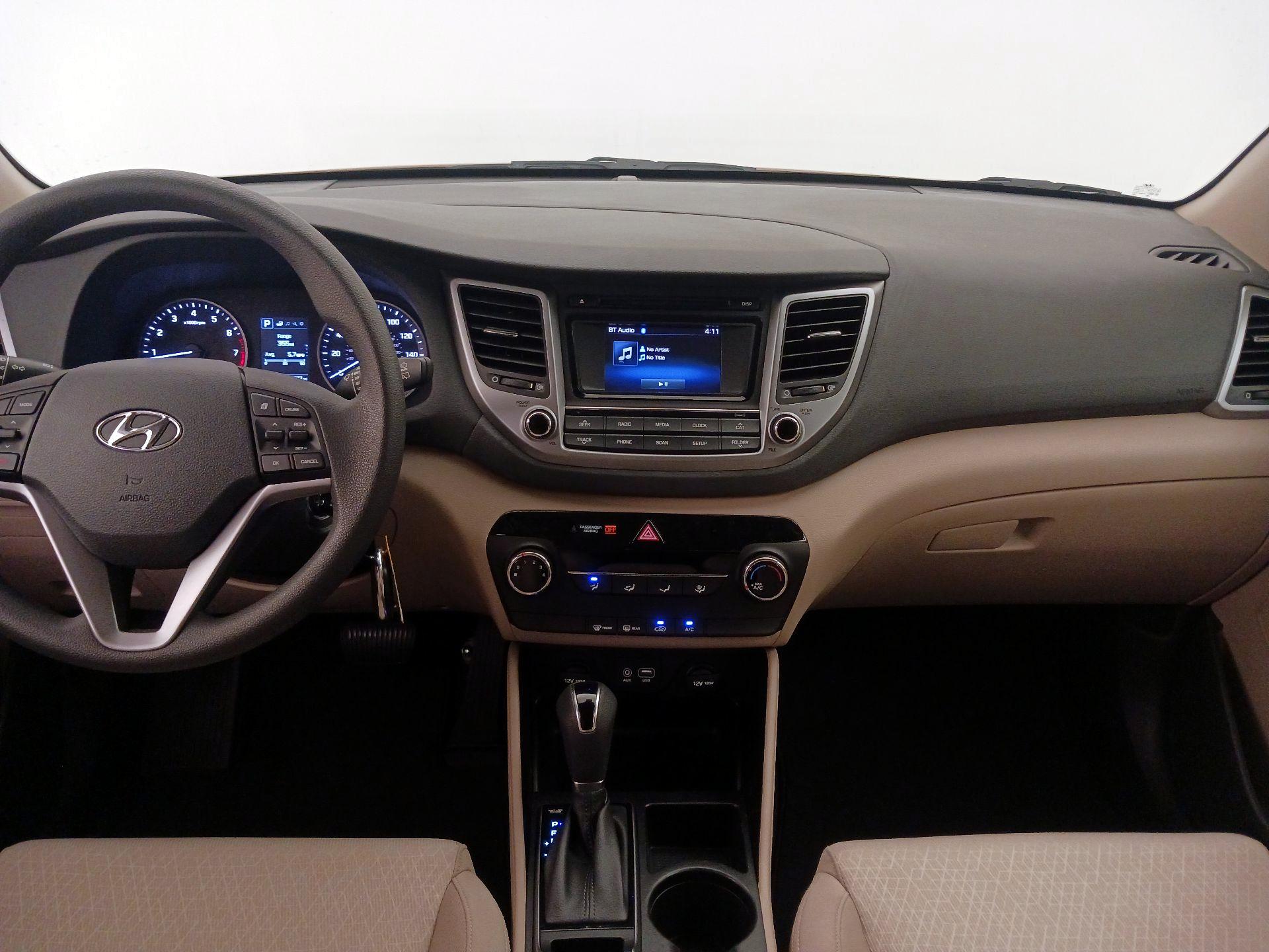 Thumbnail: 2017 Hyundai Tucson - 9