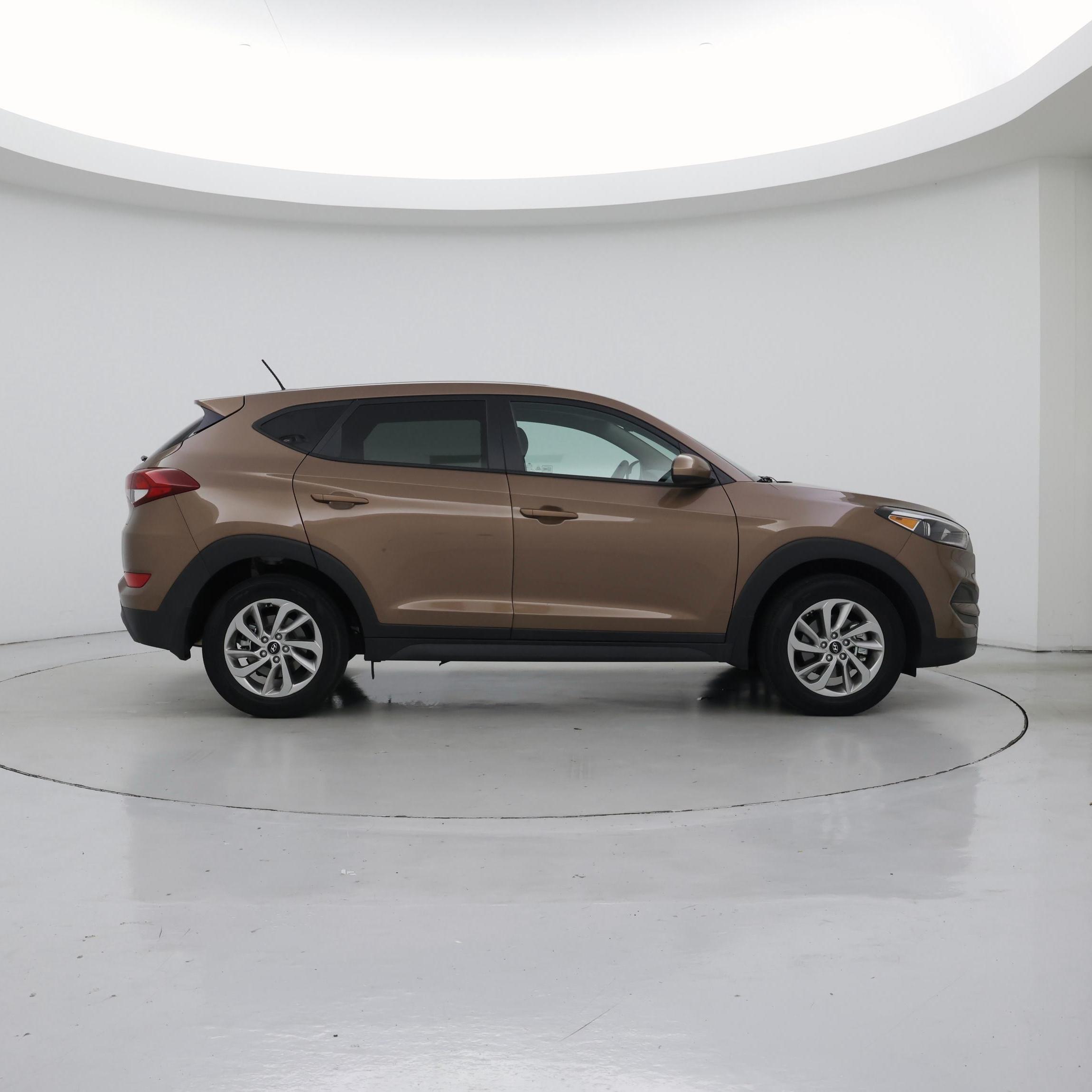 Thumbnail: 2017 Hyundai Tucson - 7
