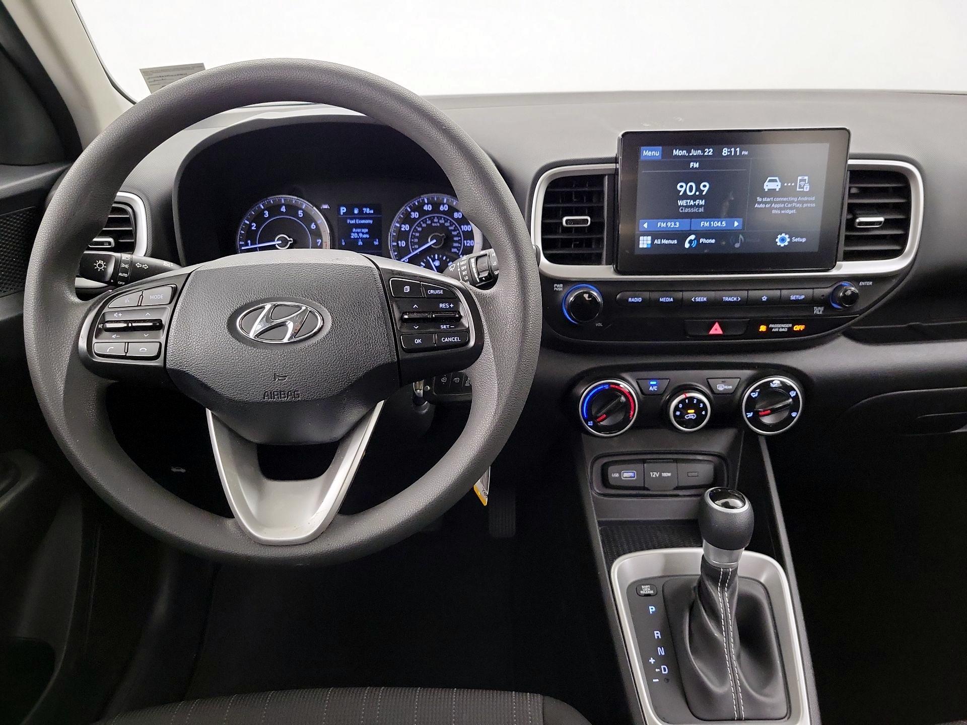 Thumbnail: 2022 Hyundai Venue - 9