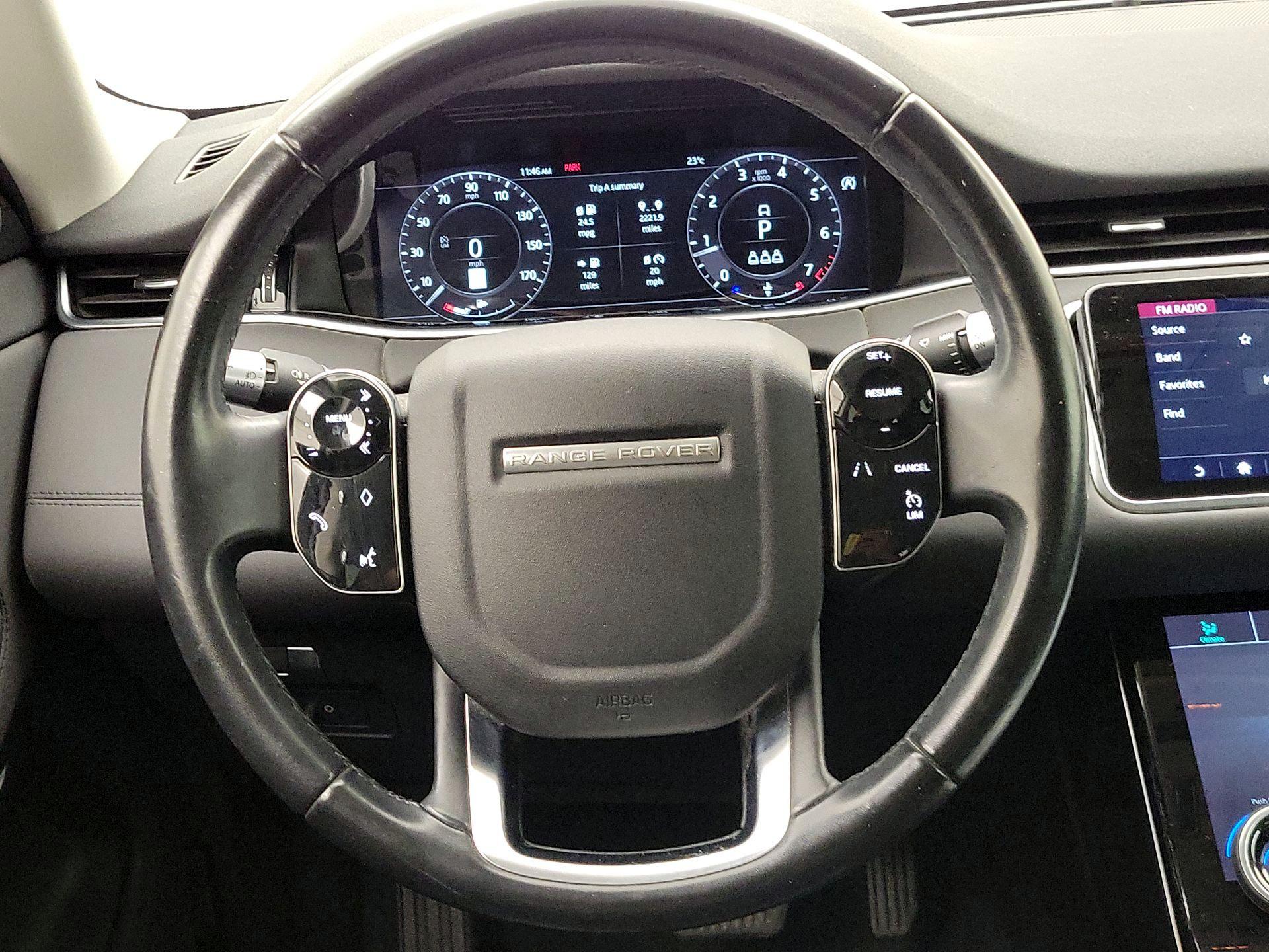 Thumbnail: 2020 Land Rover Range Rover Evoque - 10