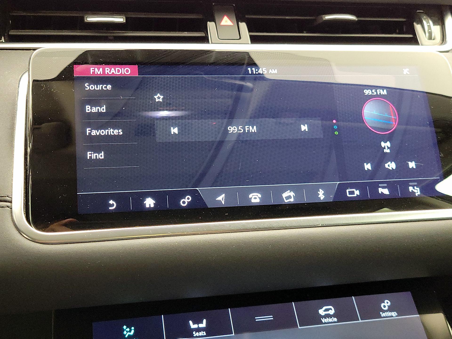 Thumbnail: 2020 Land Rover Range Rover Evoque - 15
