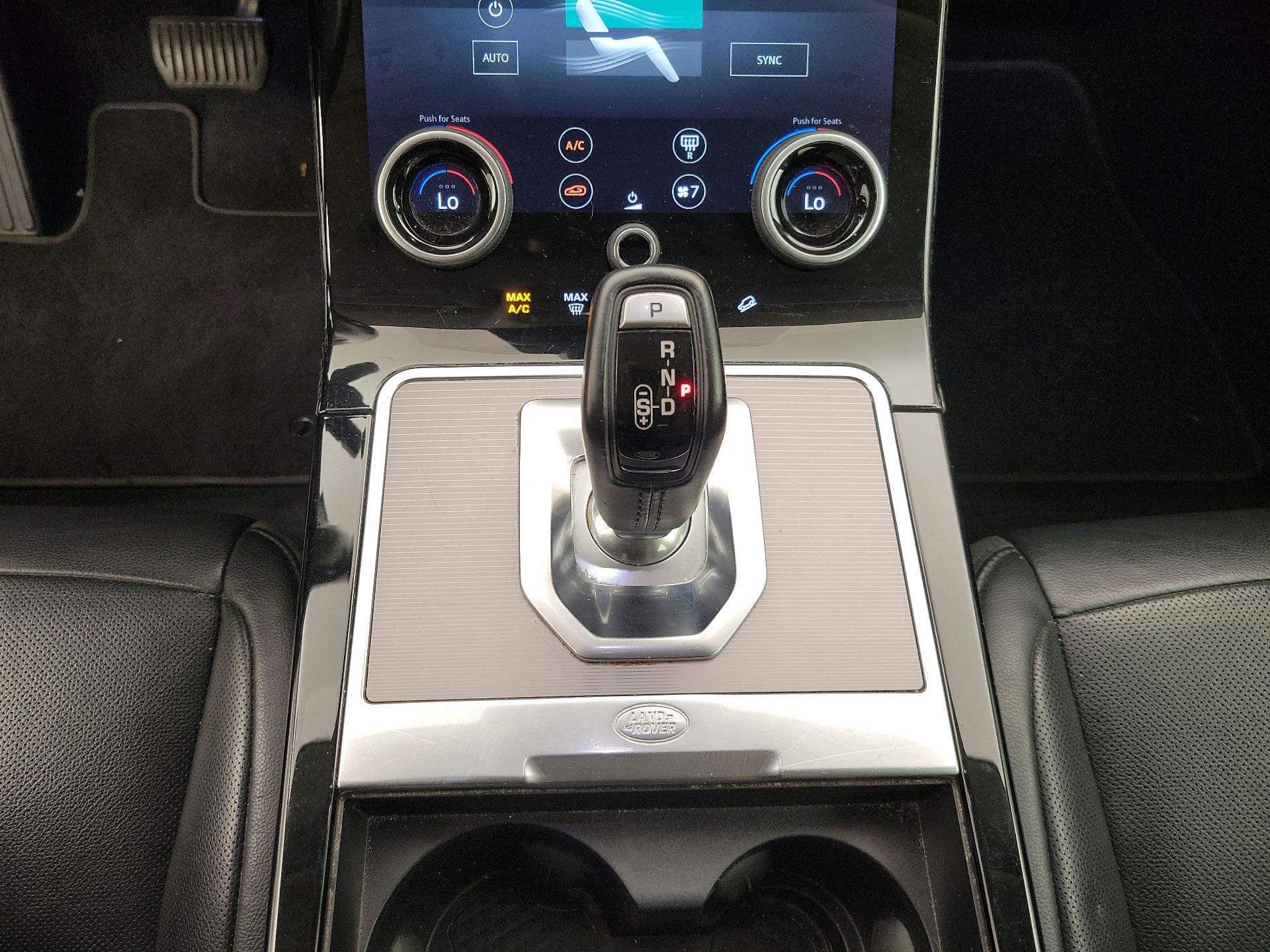 Thumbnail: 2020 Land Rover Range Rover Evoque - 17