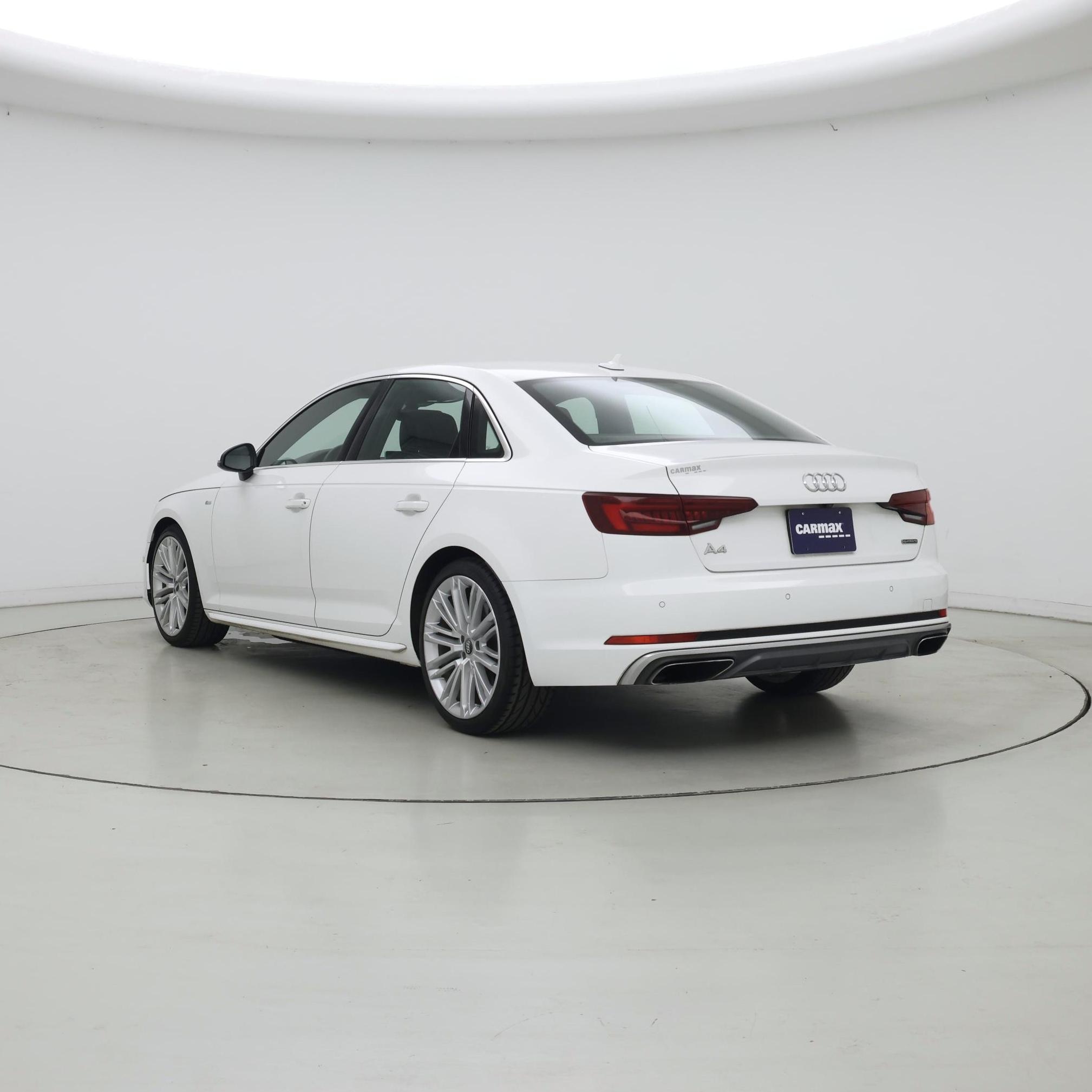 Thumbnail: 2019 Audi A4 - 2