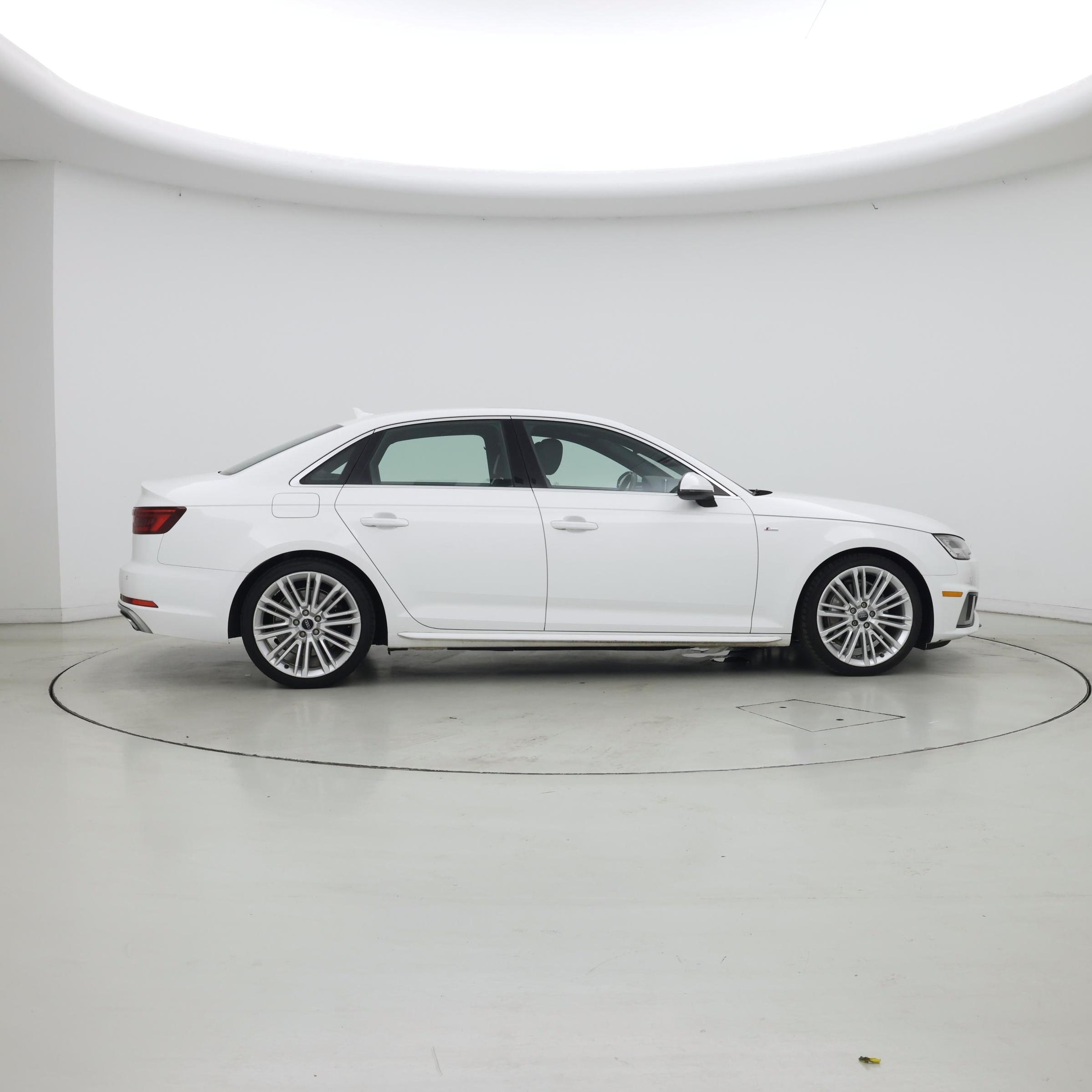 Thumbnail: 2019 Audi A4 - 7