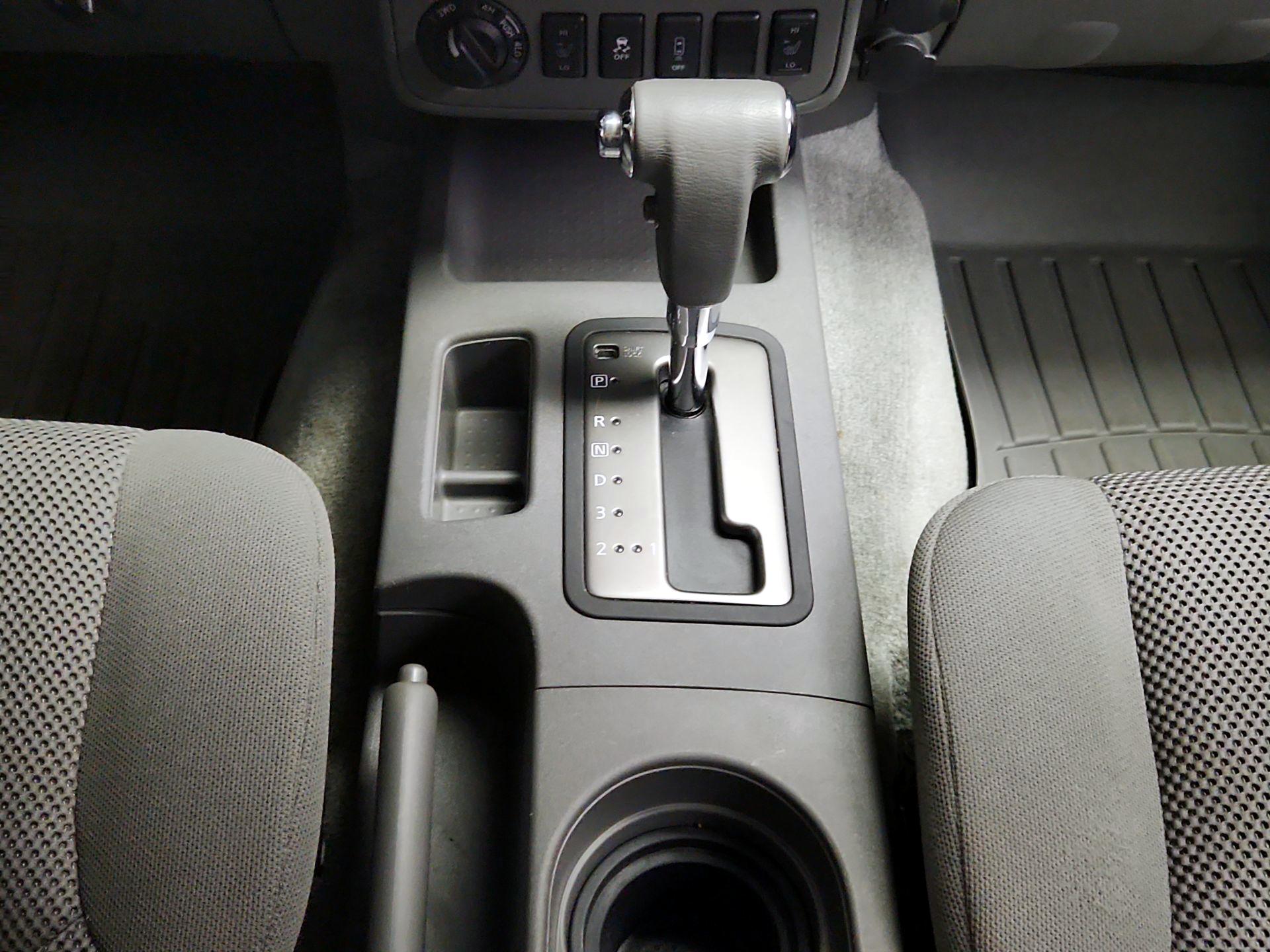 Thumbnail: 2016 Nissan Frontier - 17