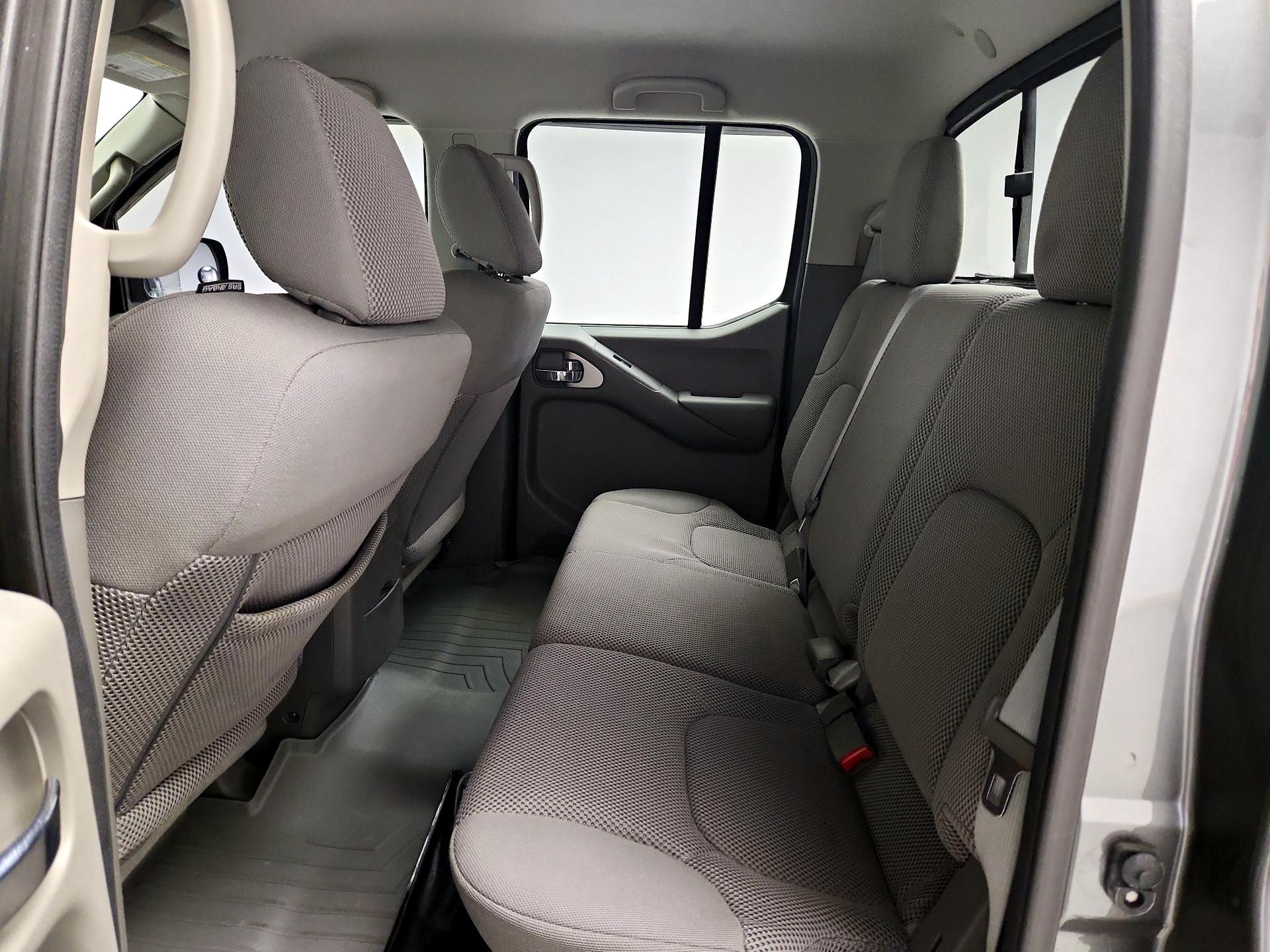 Thumbnail: 2016 Nissan Frontier - 18