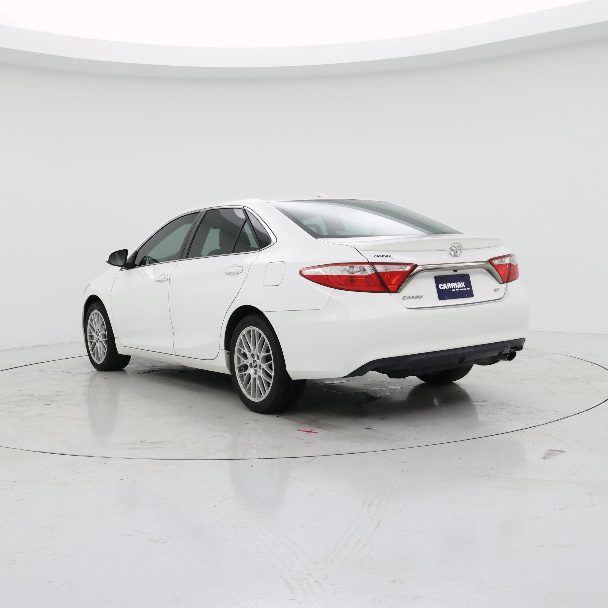 Thumbnail: 2016 Toyota Camry - 2