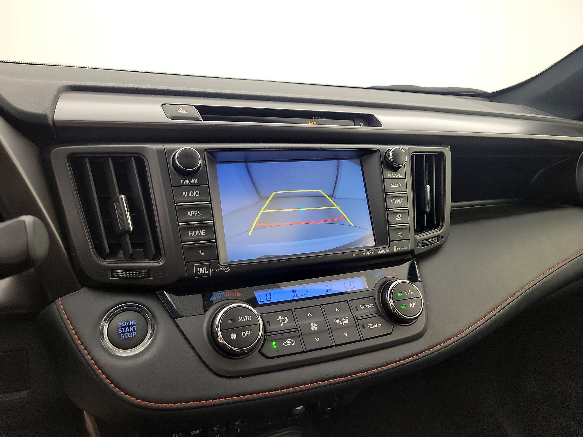 Thumbnail: 2016 Toyota RAV4 - 14
