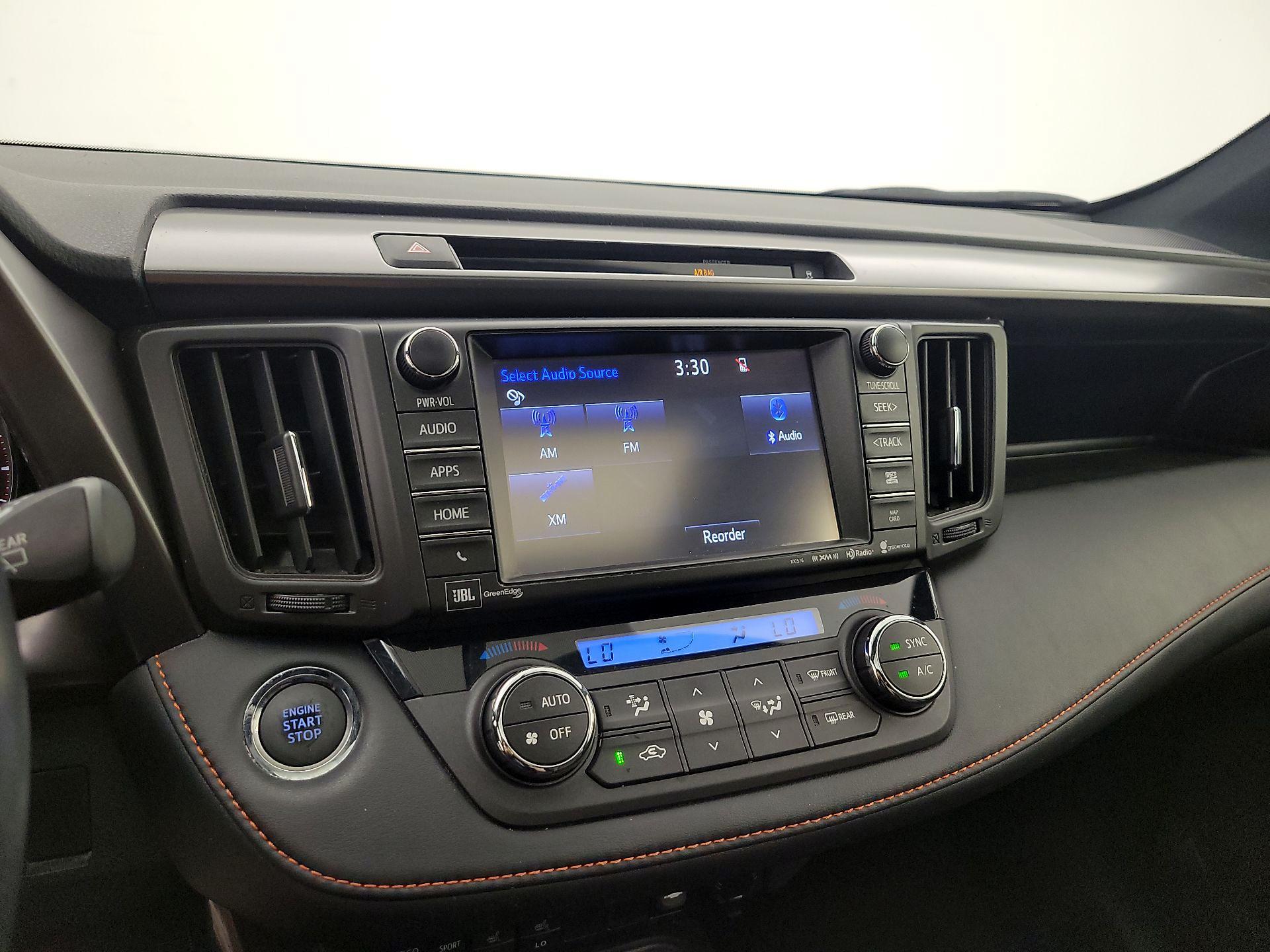 Thumbnail: 2016 Toyota RAV4 - 15