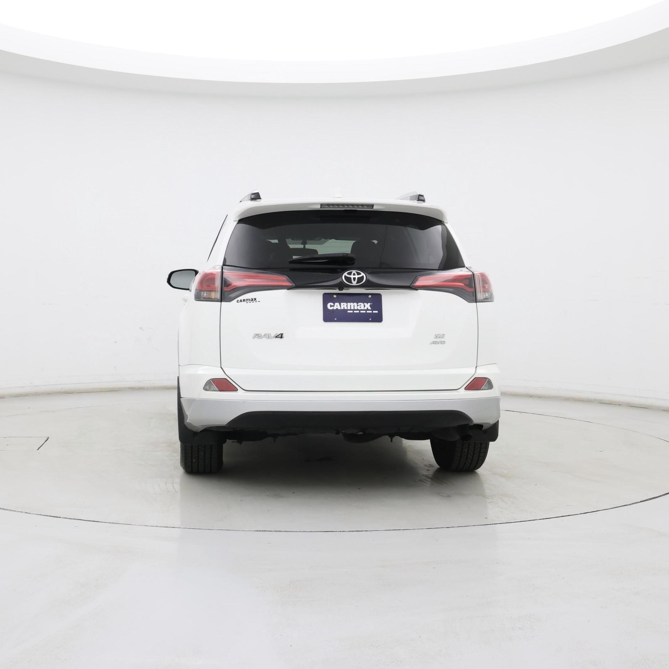 Thumbnail: 2016 Toyota RAV4 - 6