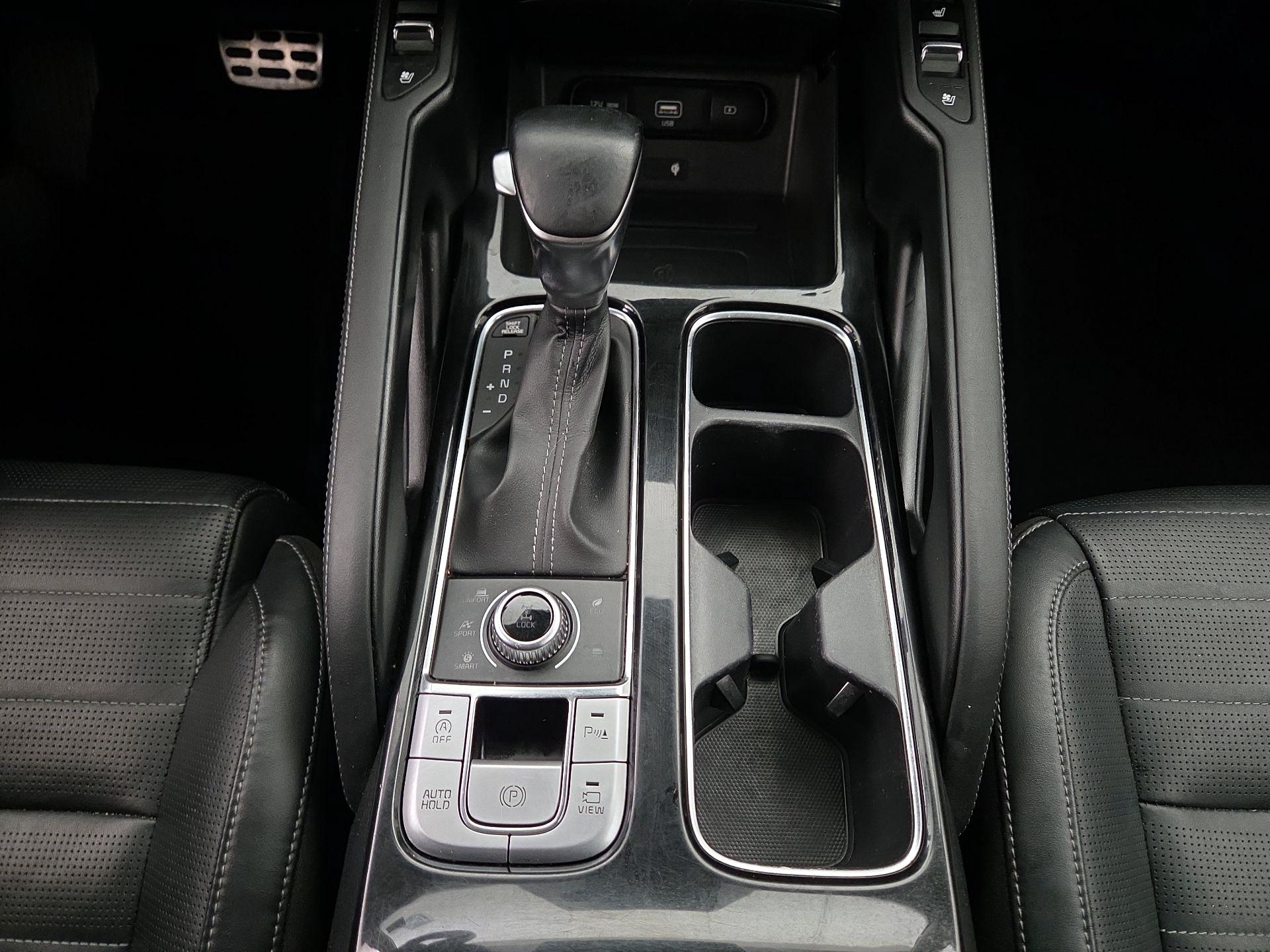 Thumbnail: 2022 Kia Telluride - 17
