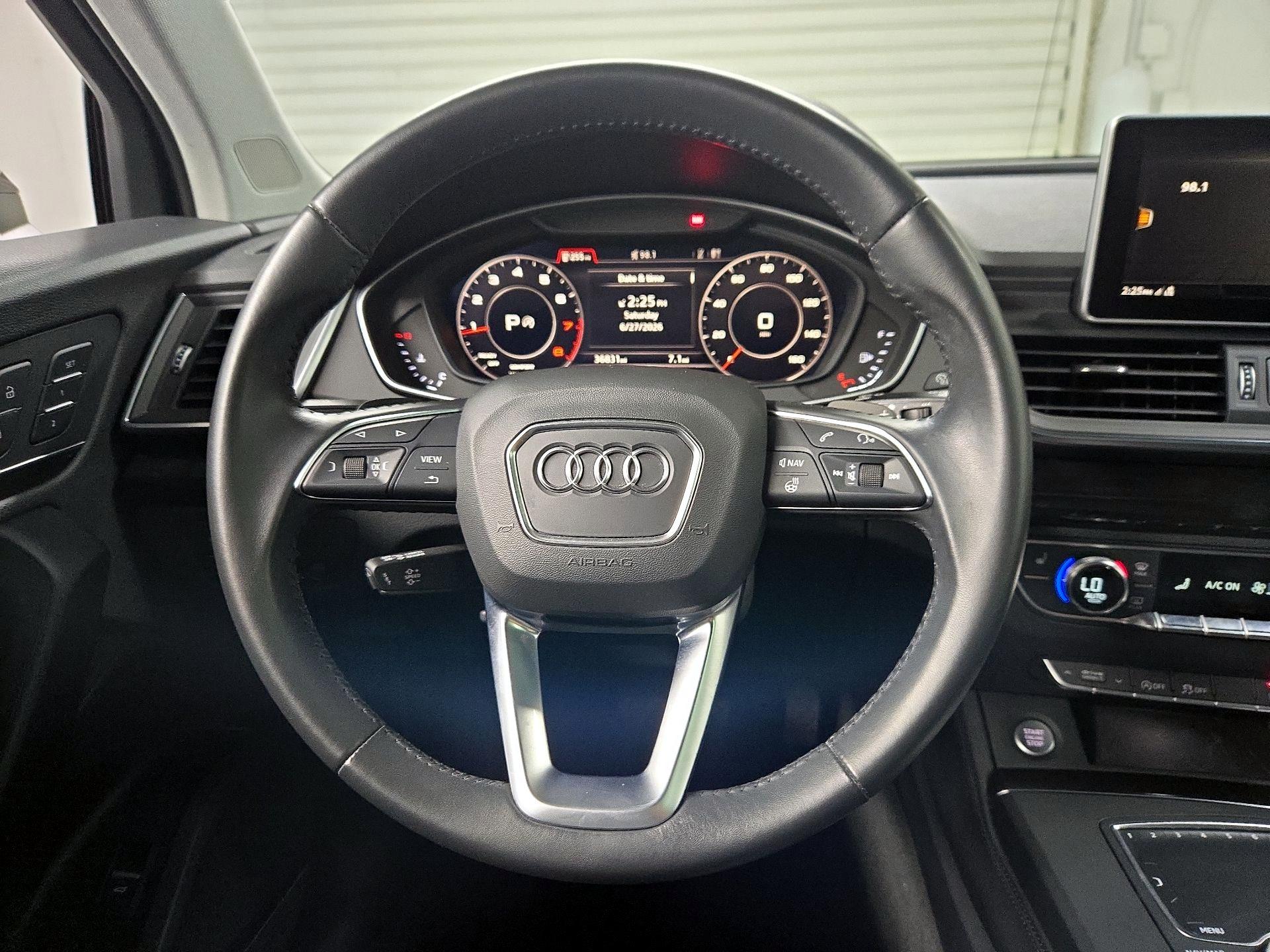 Thumbnail: 2020 Audi Q5 - 10