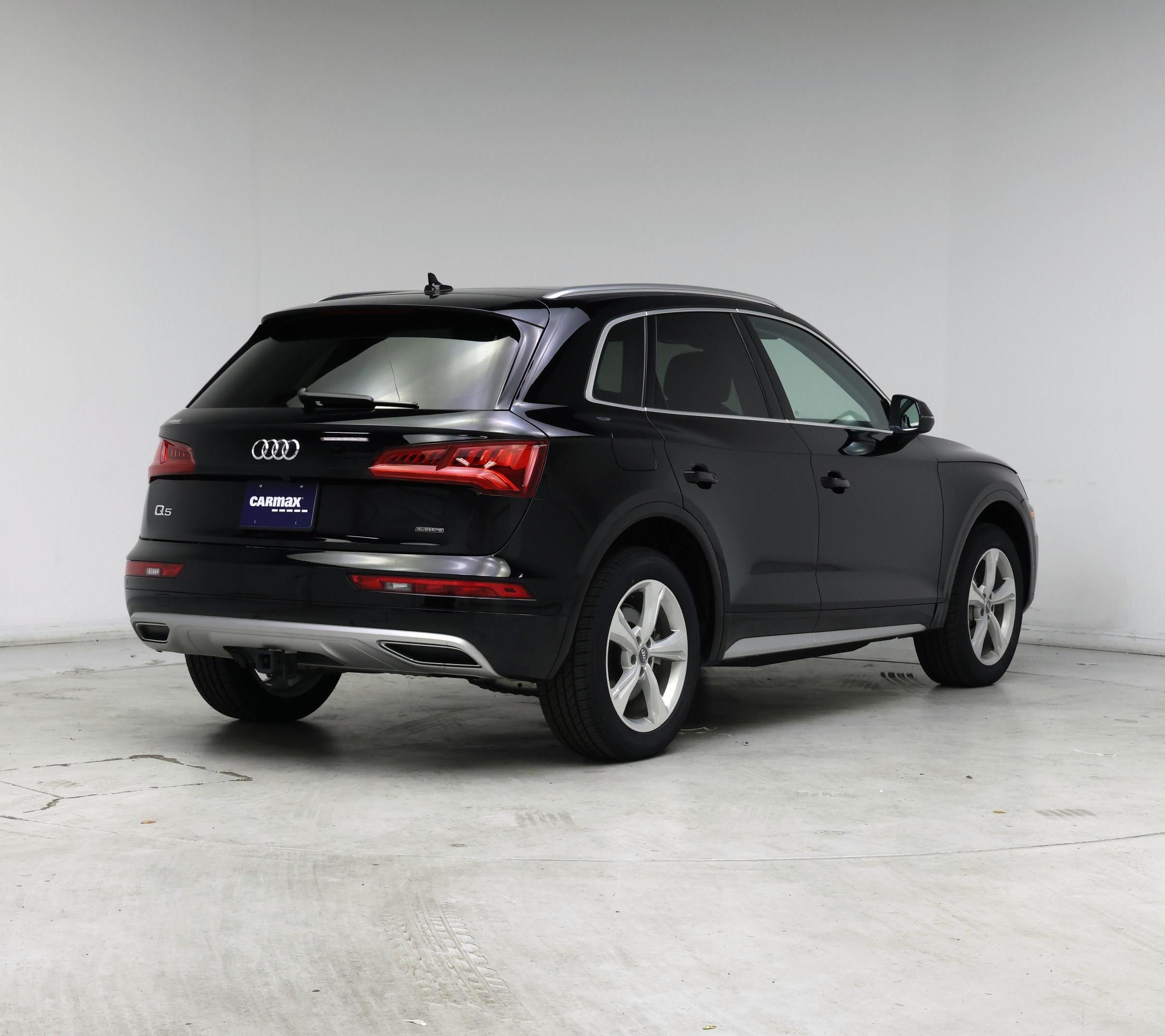 Thumbnail: 2020 Audi Q5 - 8