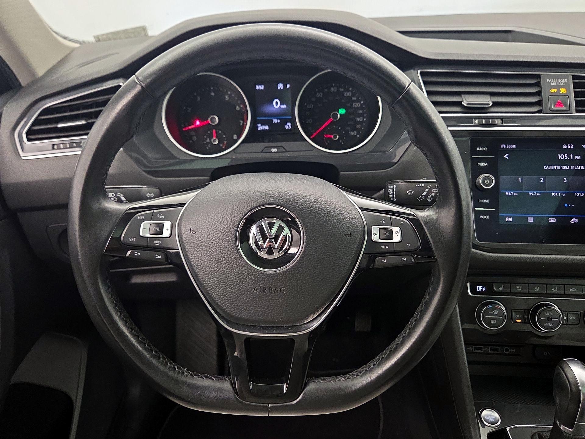 Thumbnail: 2019 Volkswagen Tiguan - 10