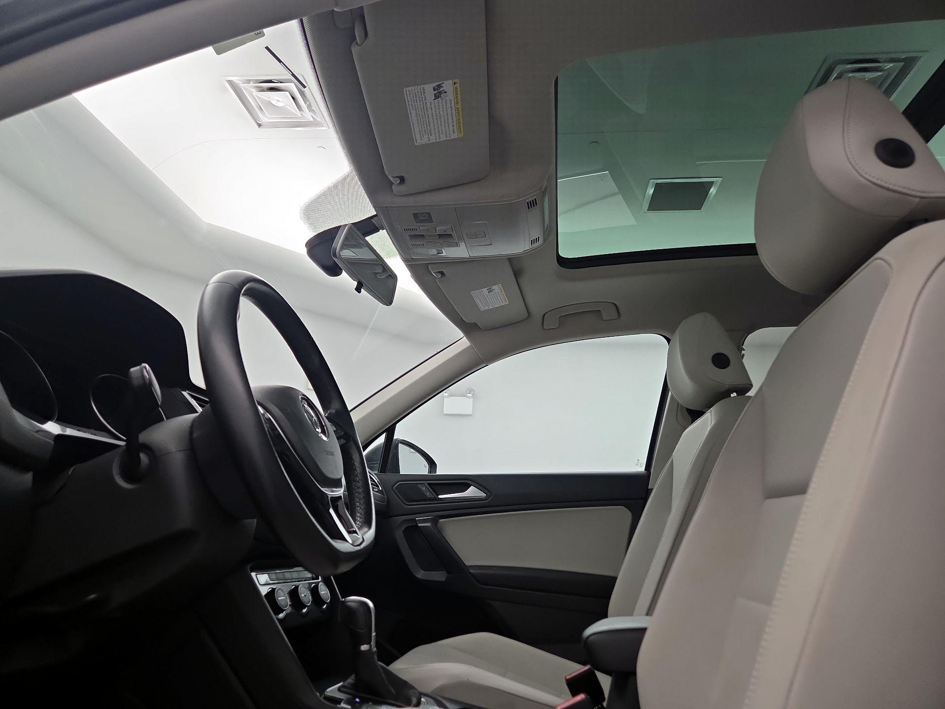 Thumbnail: 2019 Volkswagen Tiguan - 19