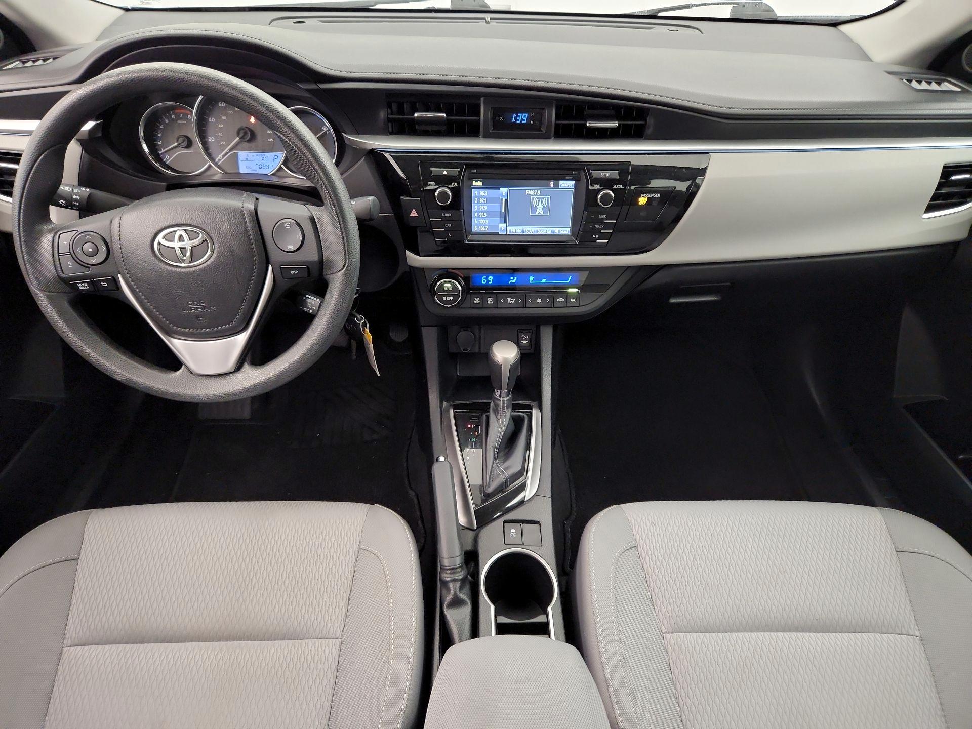 Thumbnail: 2015 Toyota Corolla - 9