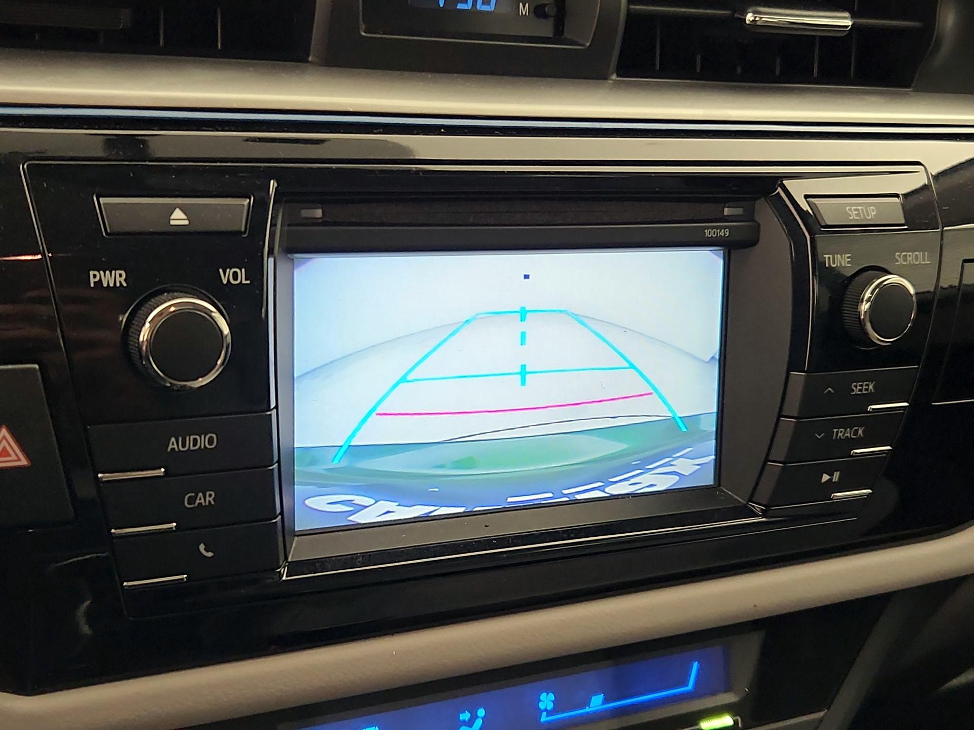 Thumbnail: 2015 Toyota Corolla - 14