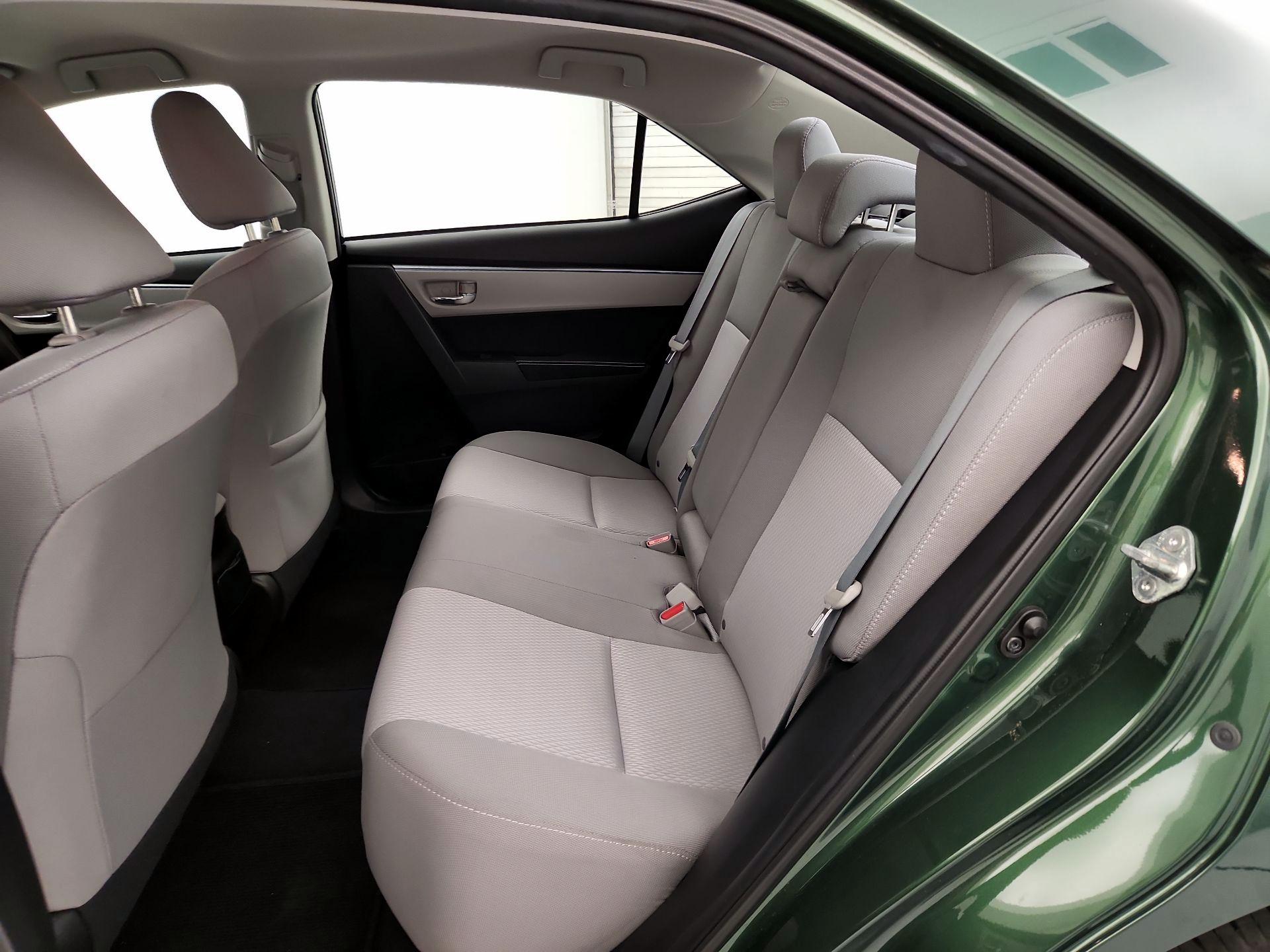 Thumbnail: 2015 Toyota Corolla - 19