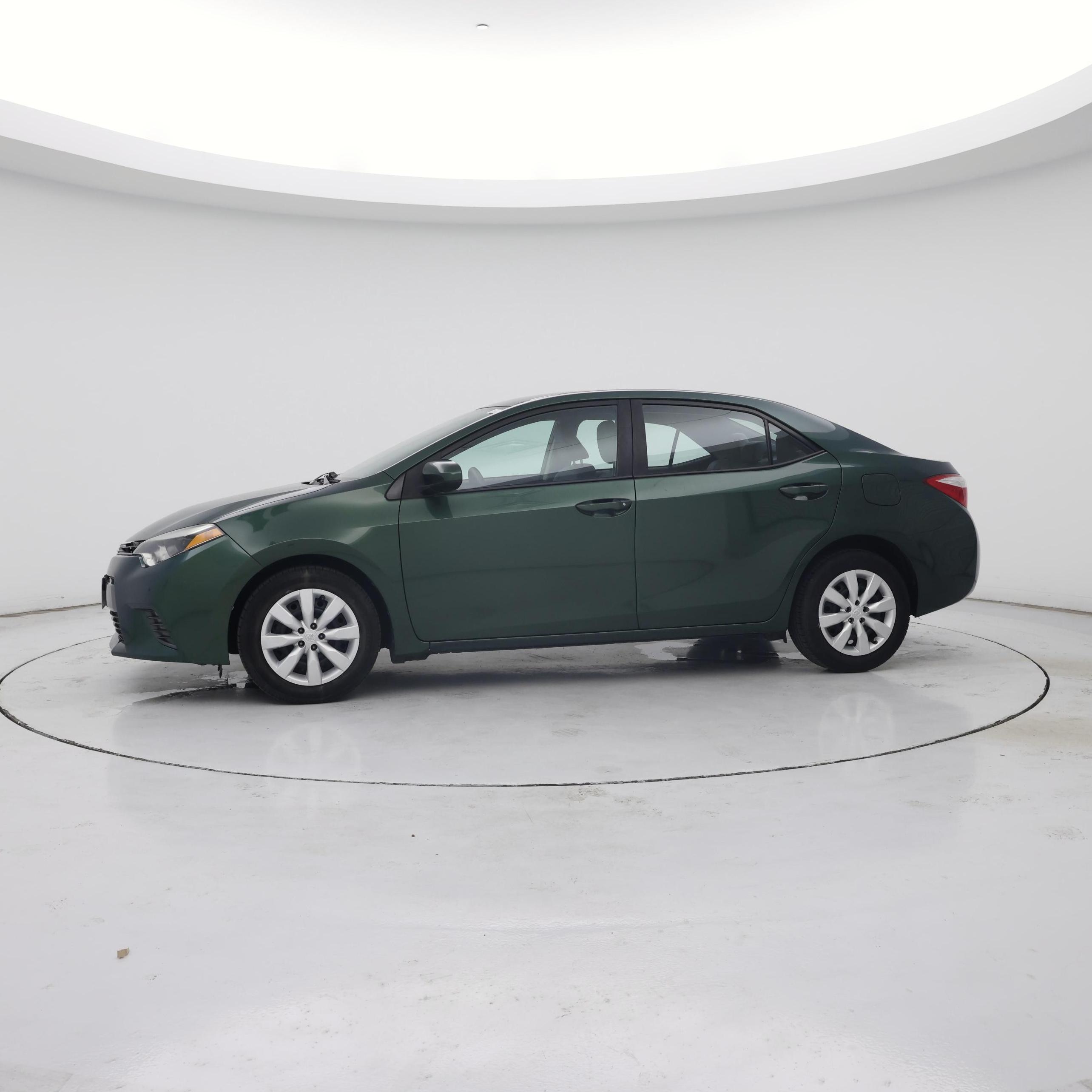Thumbnail: 2015 Toyota Corolla - 3