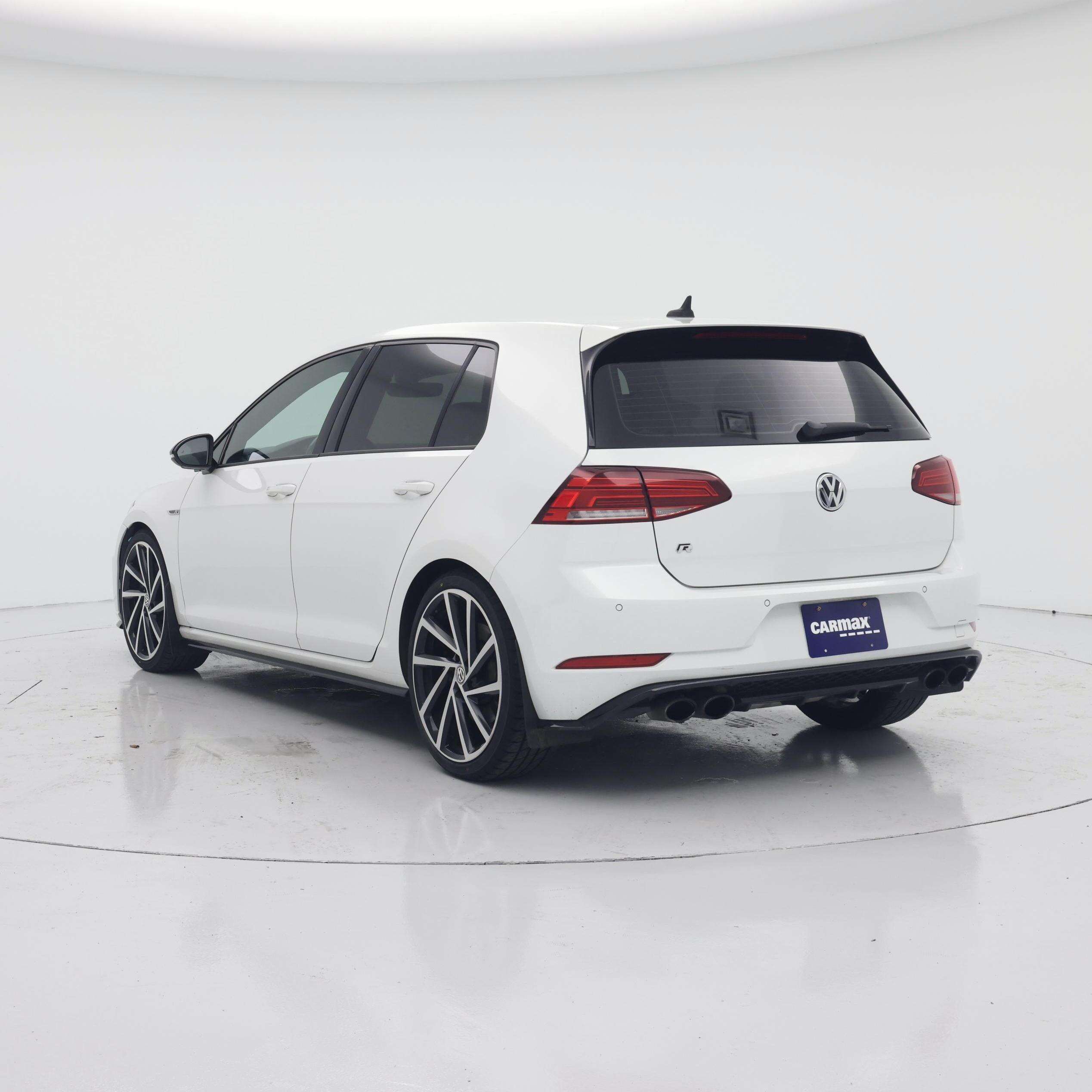 Thumbnail: 2018 Volkswagen Golf - 2