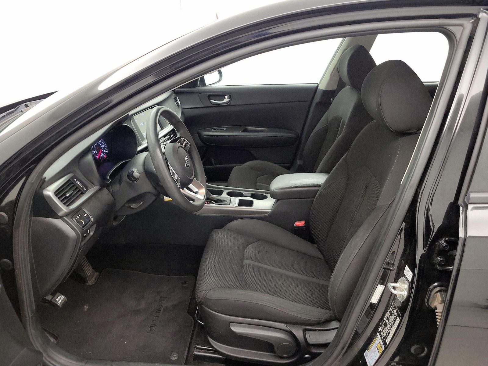 2019 Kia Optima LX - Photo 12