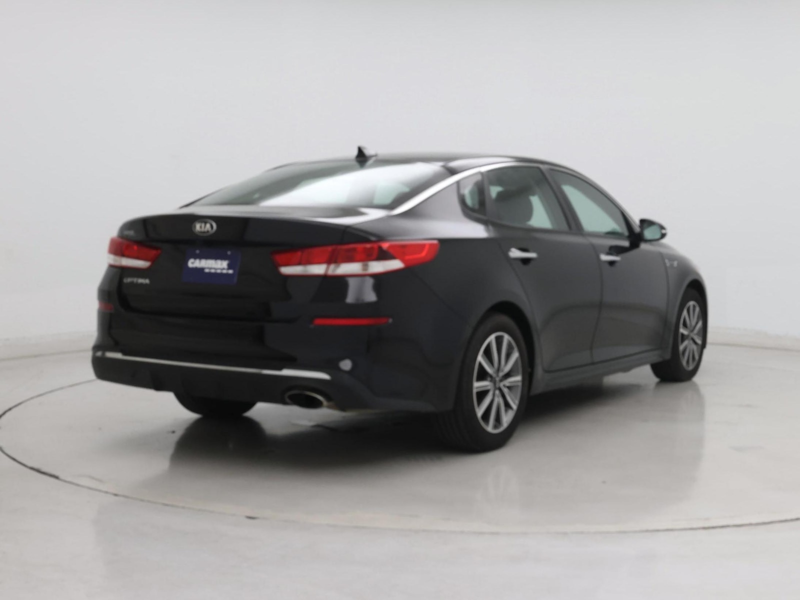 2019 Kia Optima LX - Photo 9