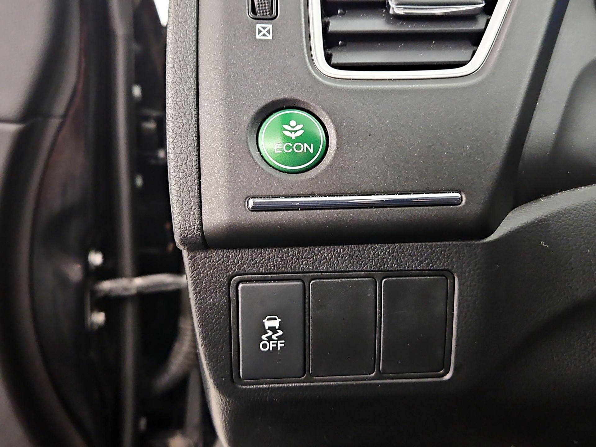 Thumbnail: 2015 Honda Civic - 13