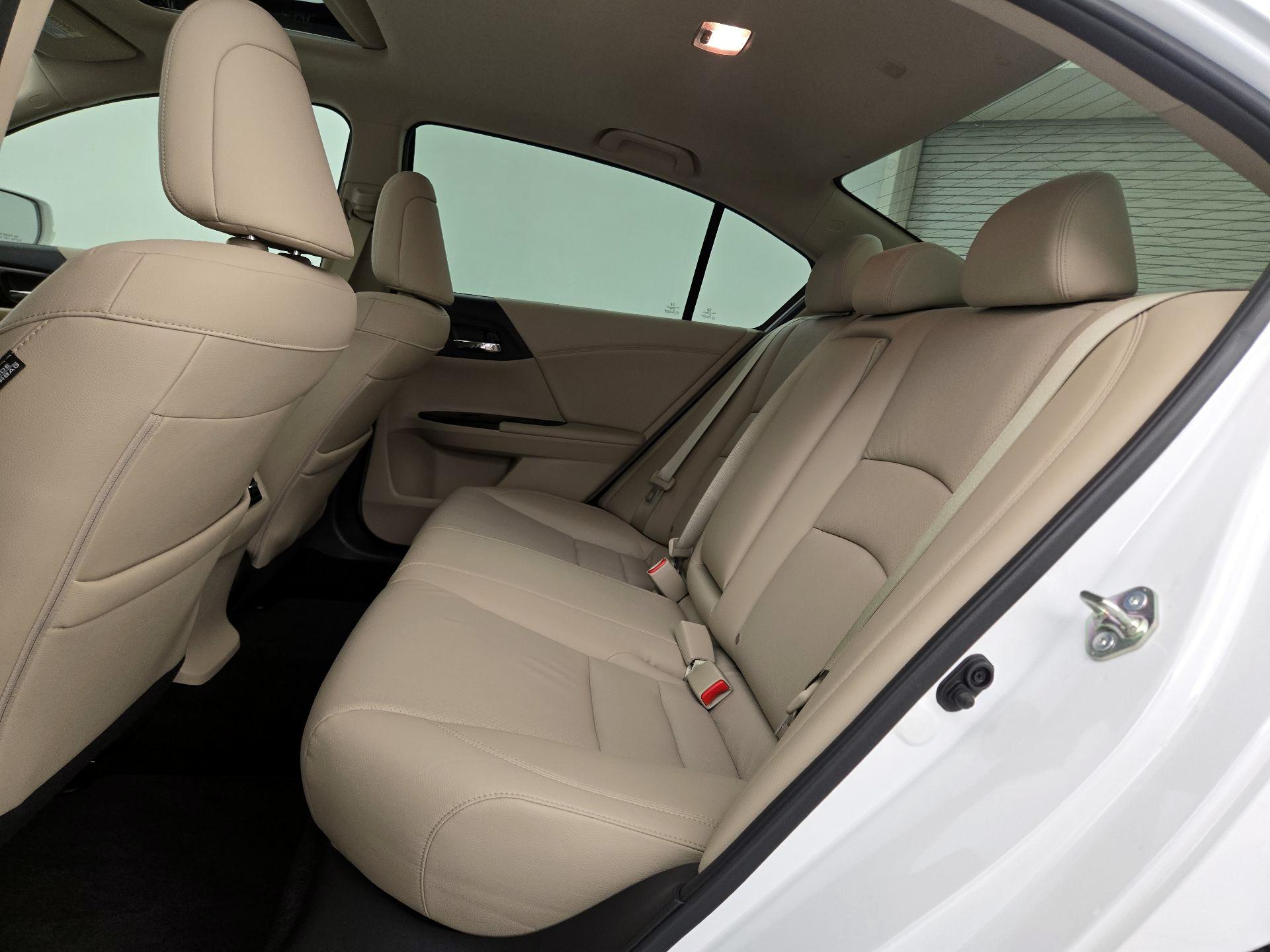 Thumbnail: 2015 Honda Accord - 20