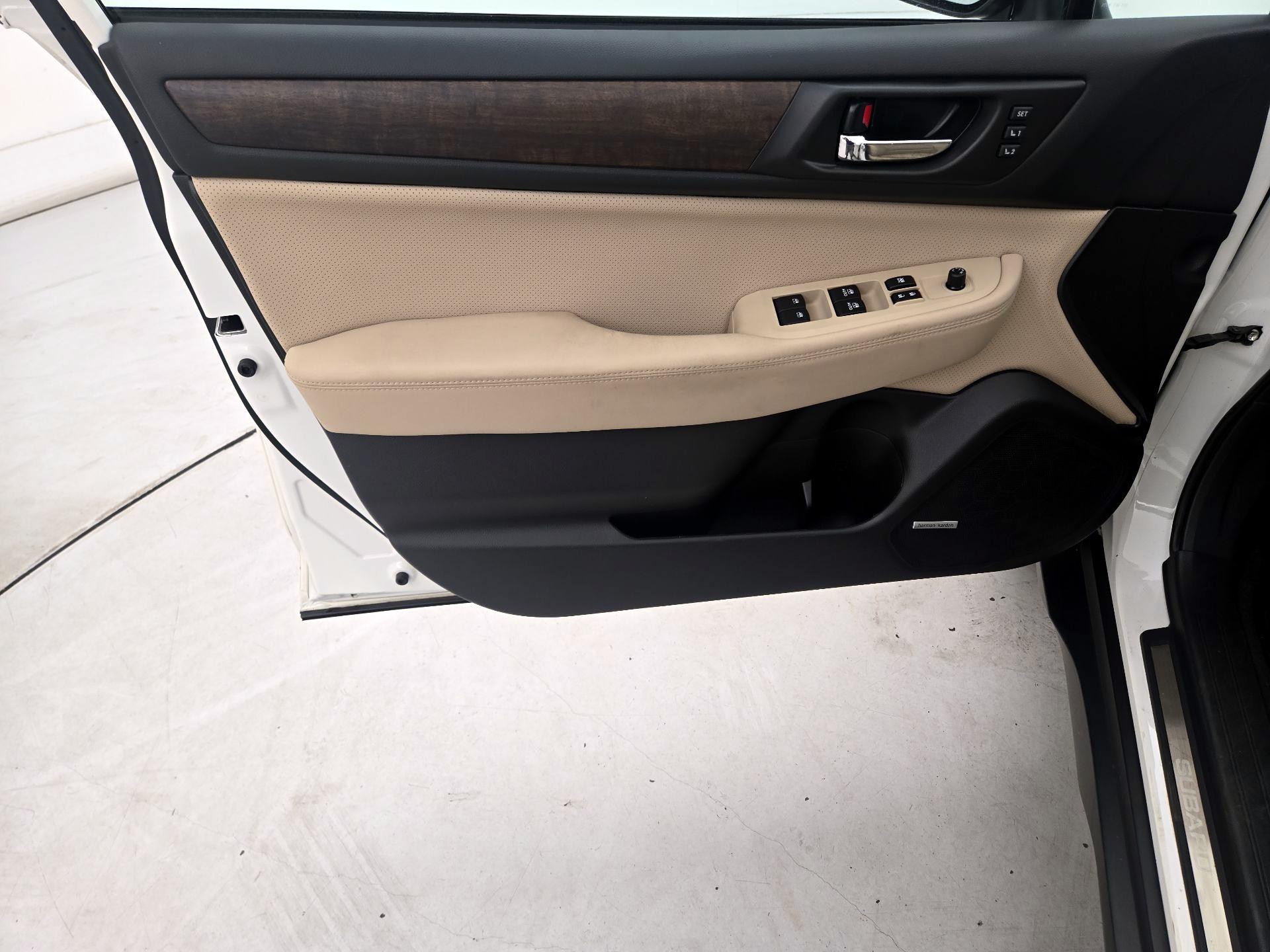 Thumbnail: 2017 Subaru Outback - 12