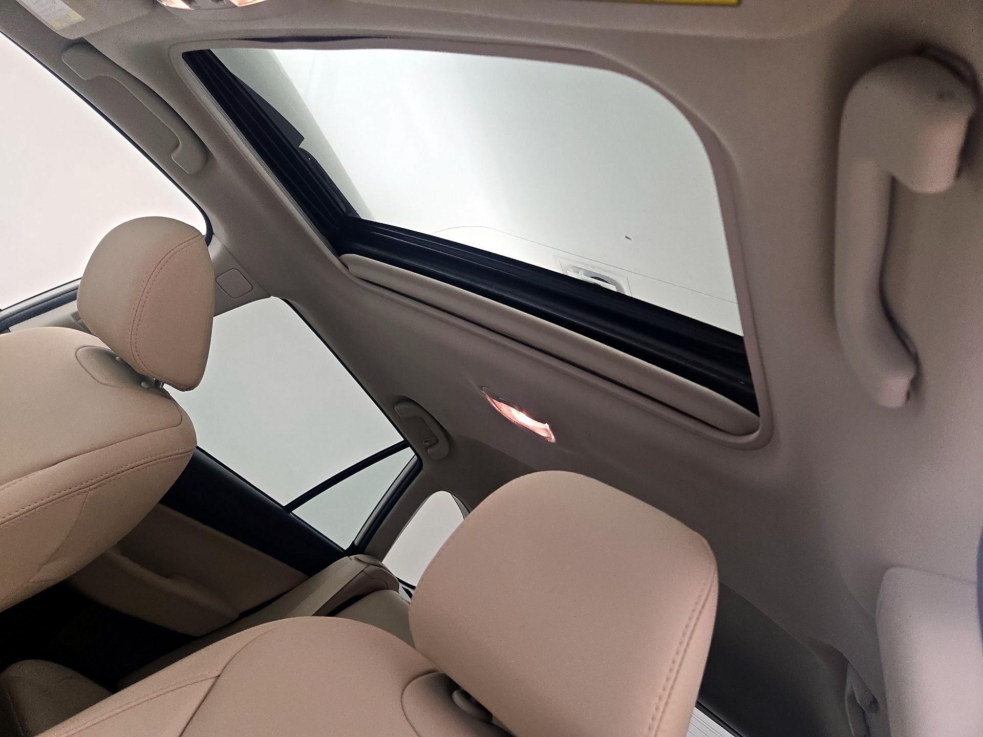 Thumbnail: 2017 Subaru Outback - 20
