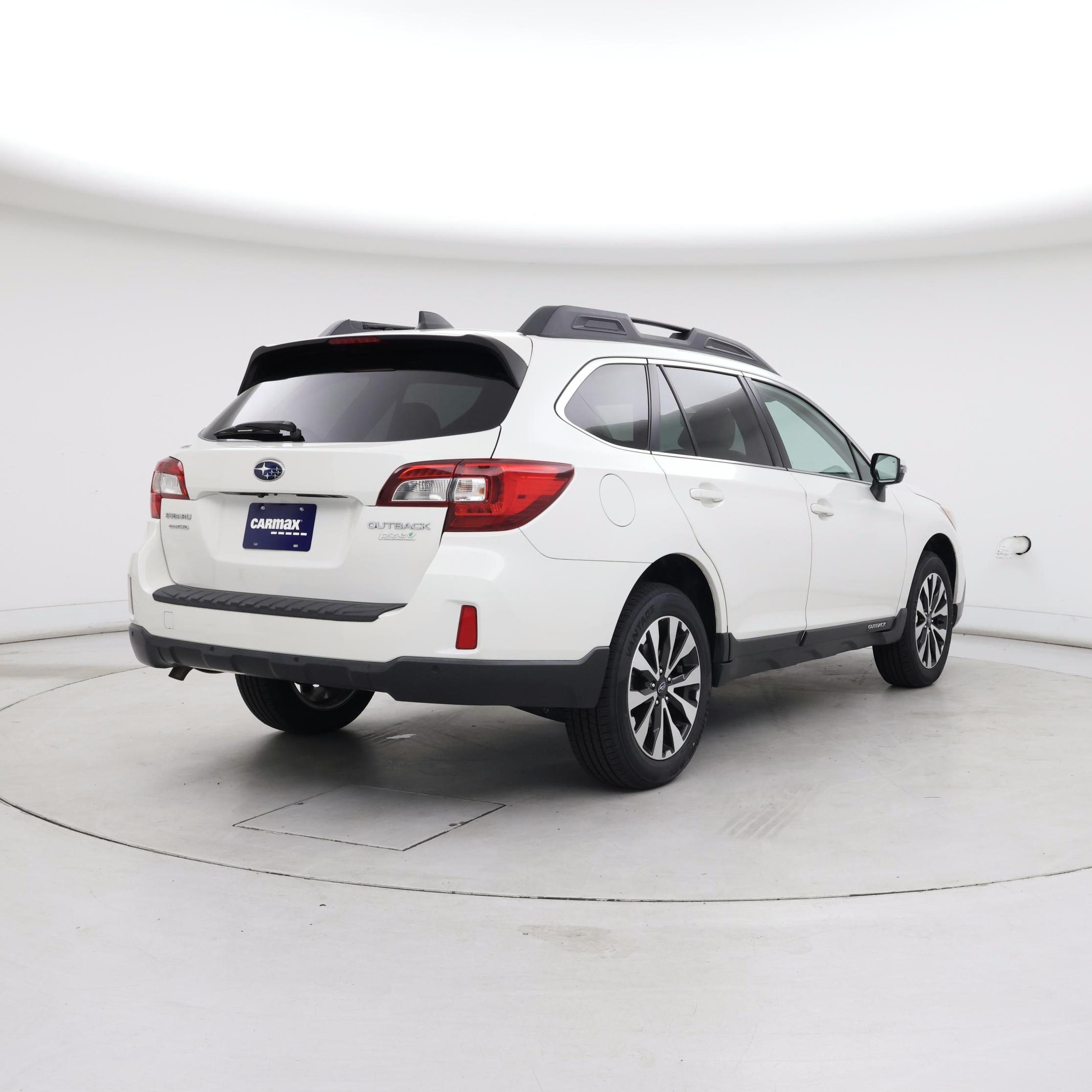 Thumbnail: 2017 Subaru Outback - 8