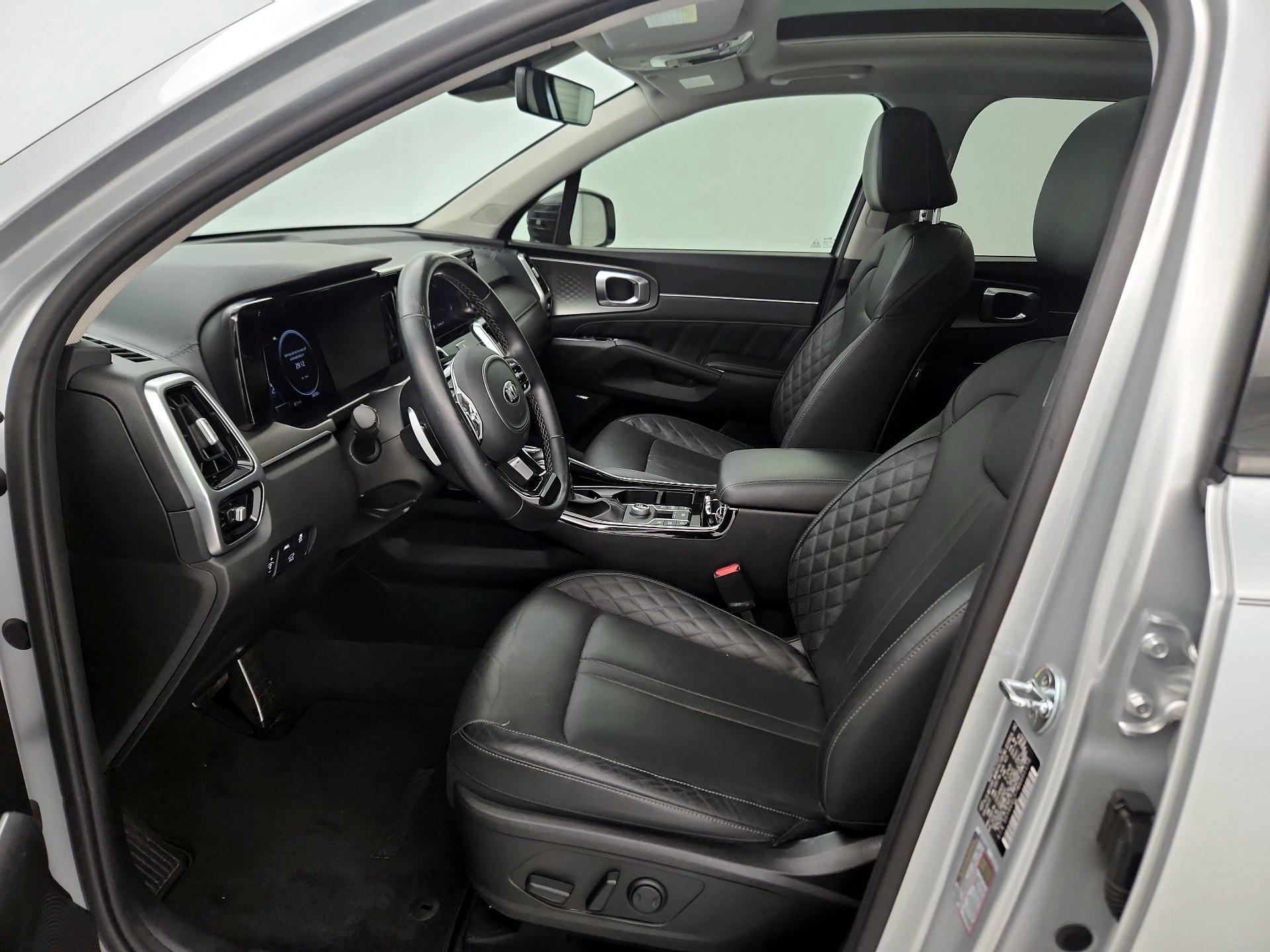 Thumbnail: 2021 Kia Sorento - 11