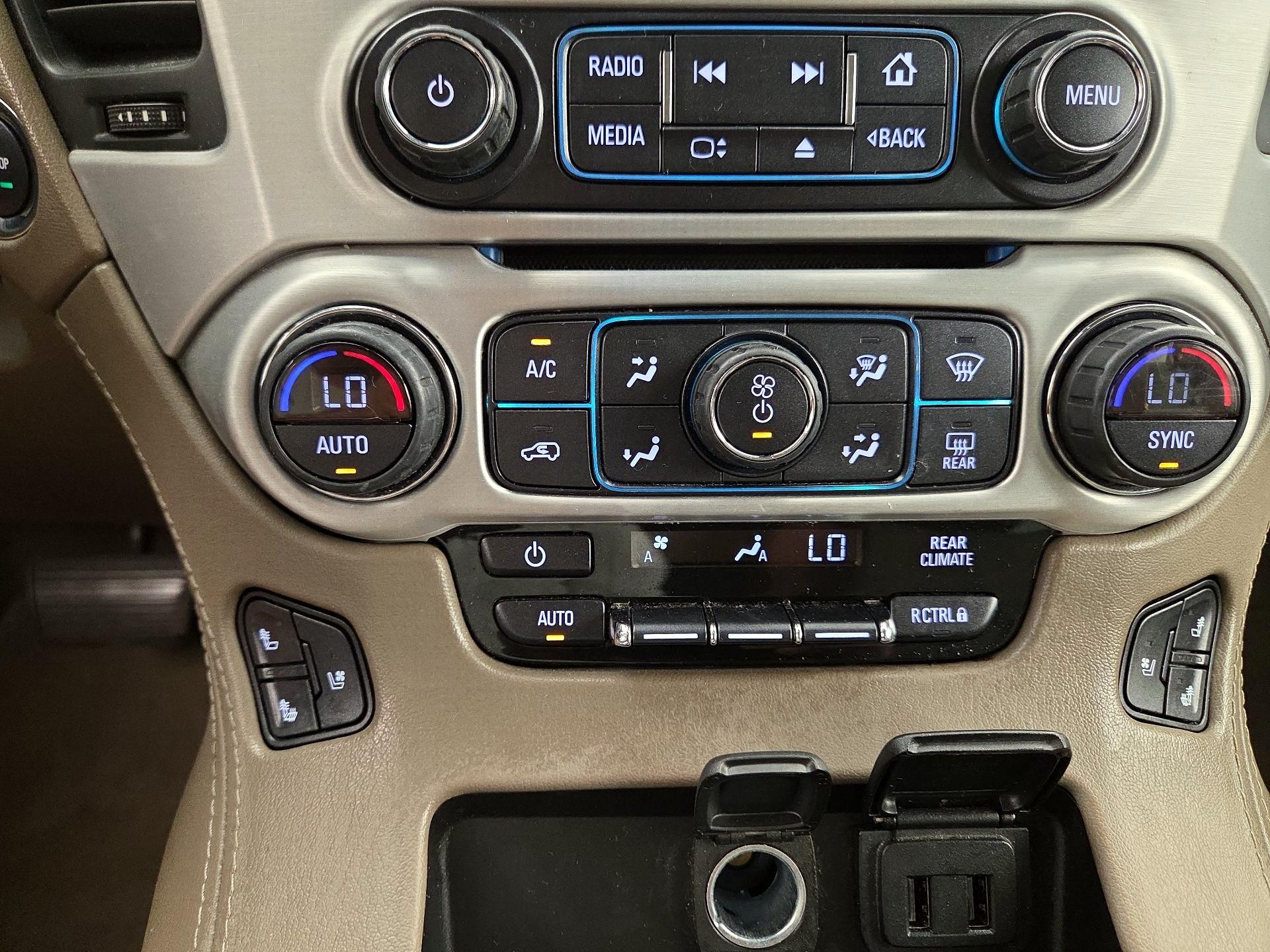 Thumbnail: 2020 GMC Yukon XL - 16