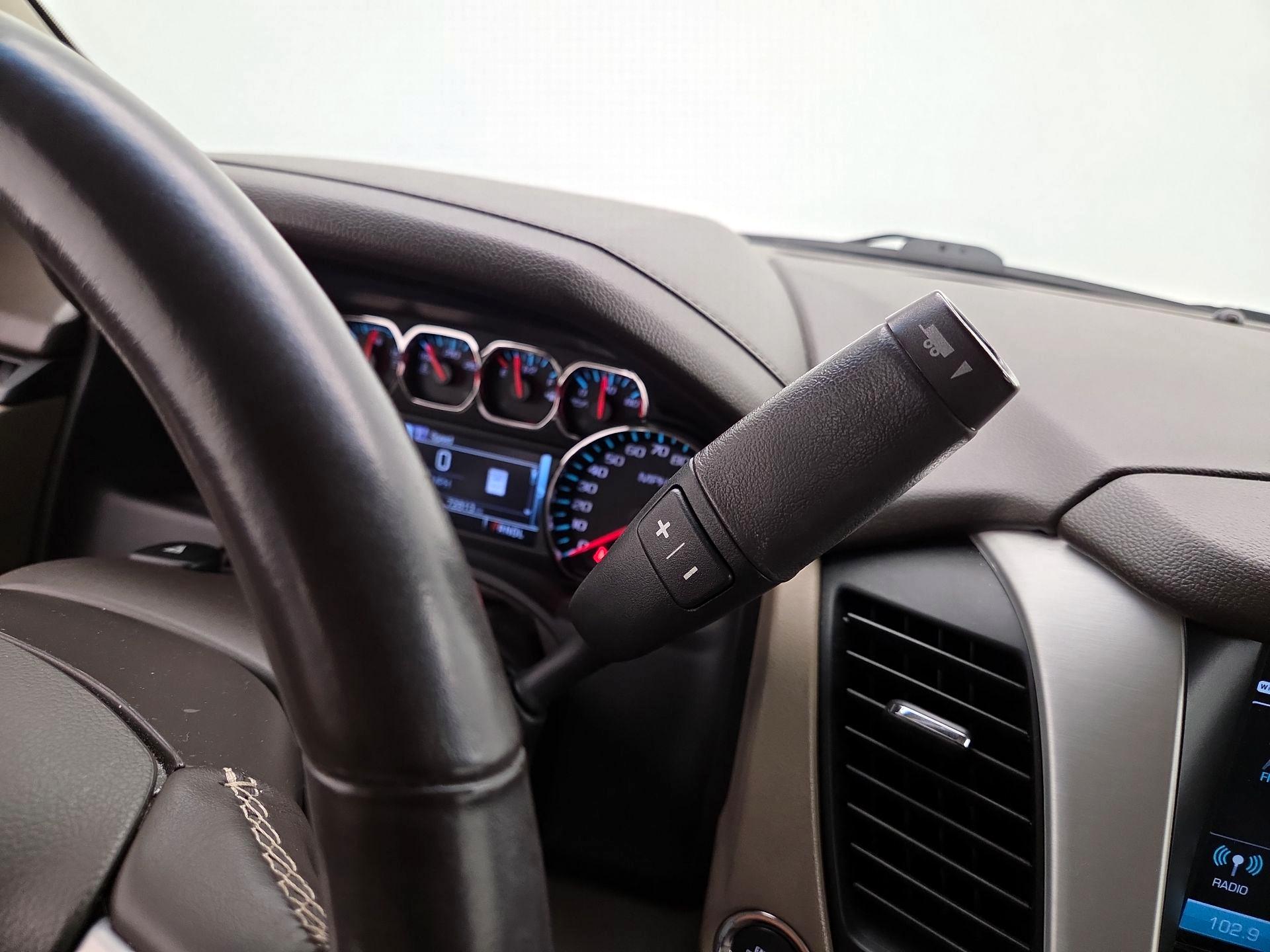 Thumbnail: 2020 GMC Yukon XL - 17